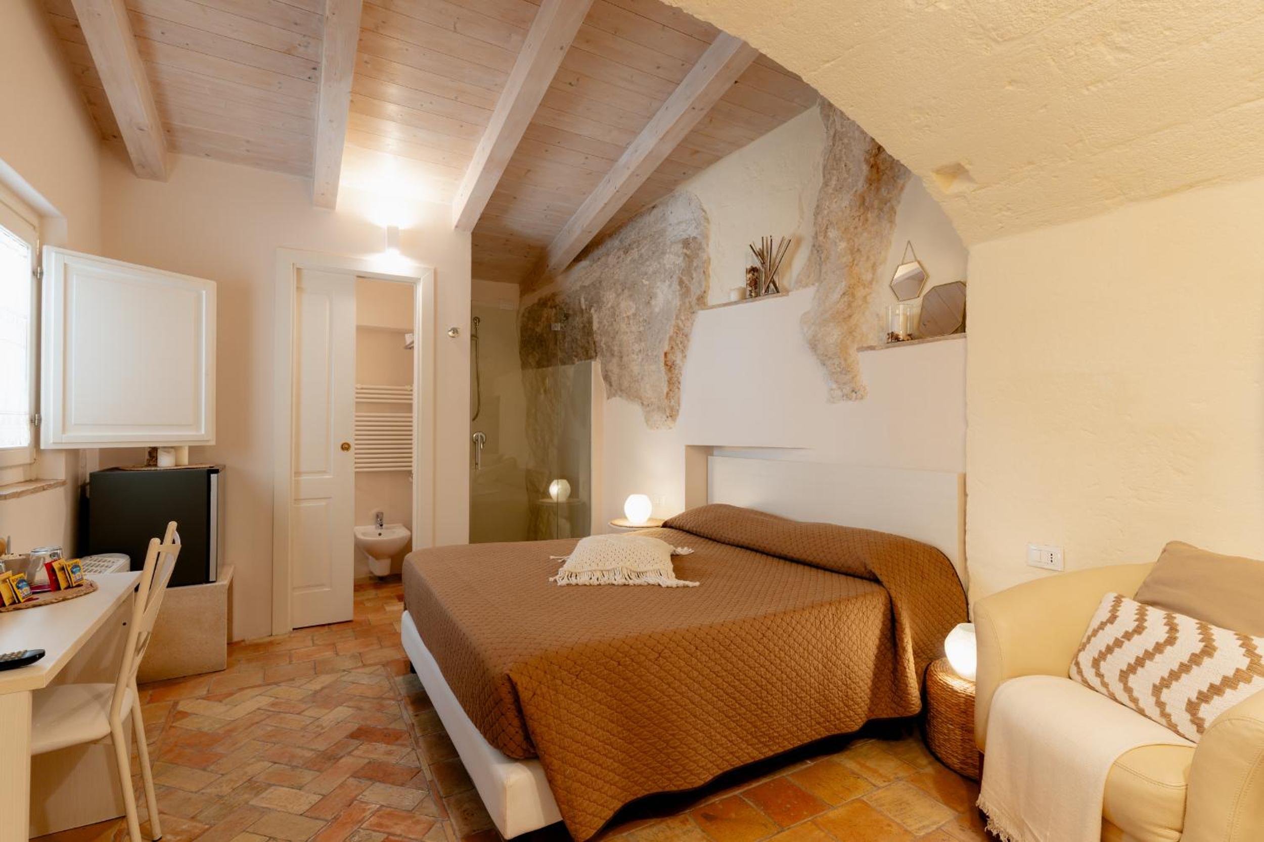 Double Room photo 3