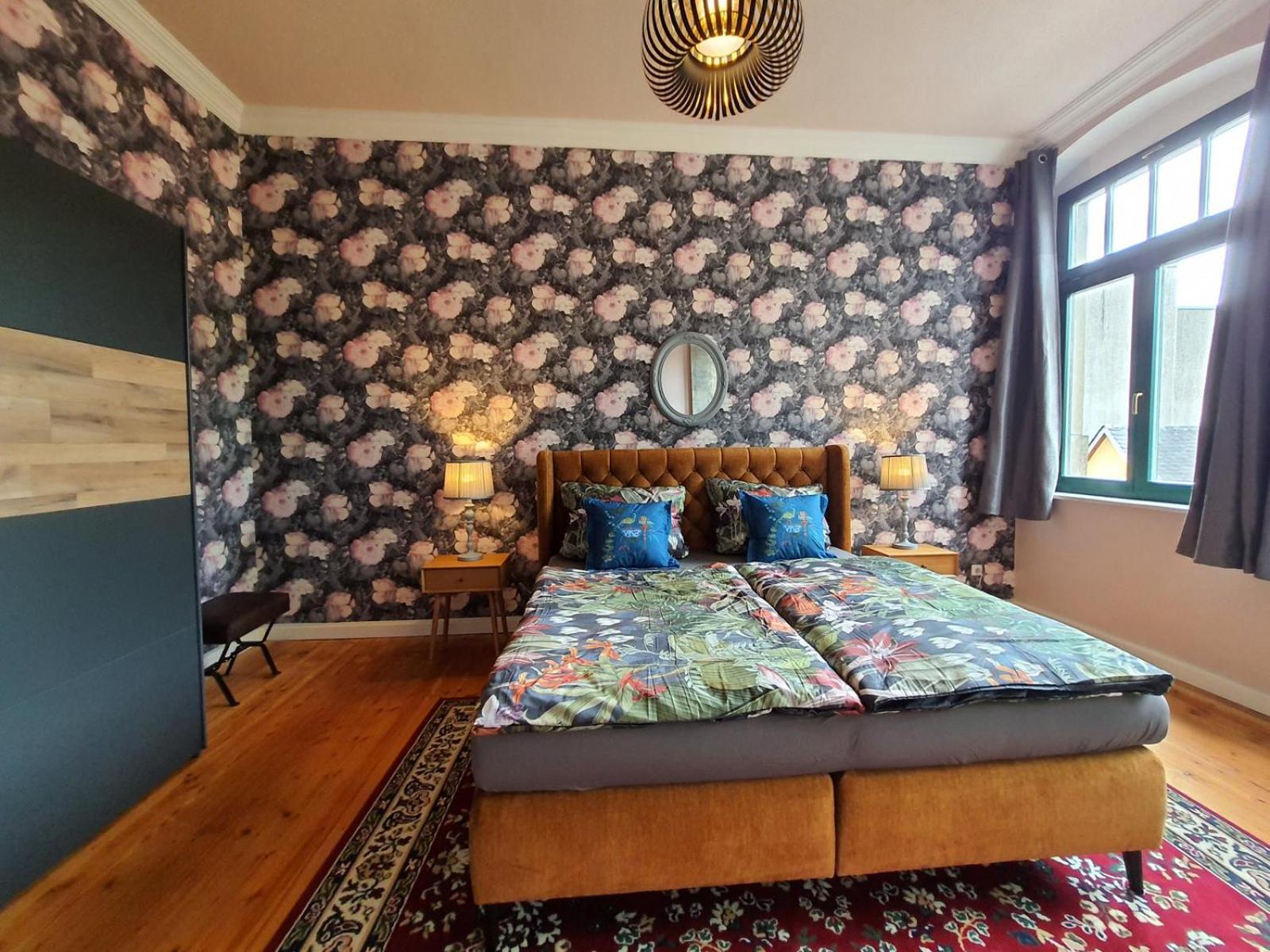 One-Bedroom Apartment with City View photo 3