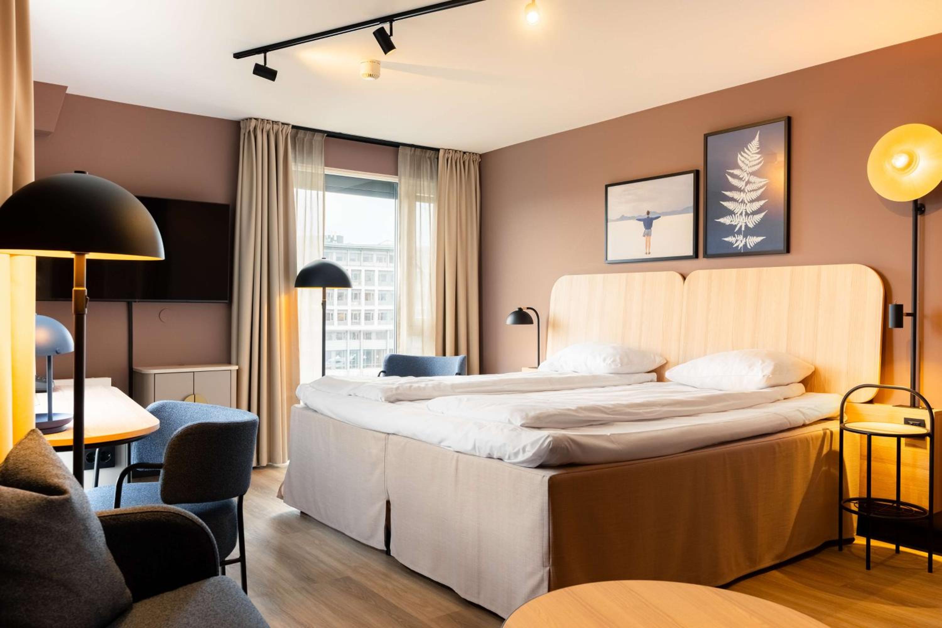King Room with Lake View
