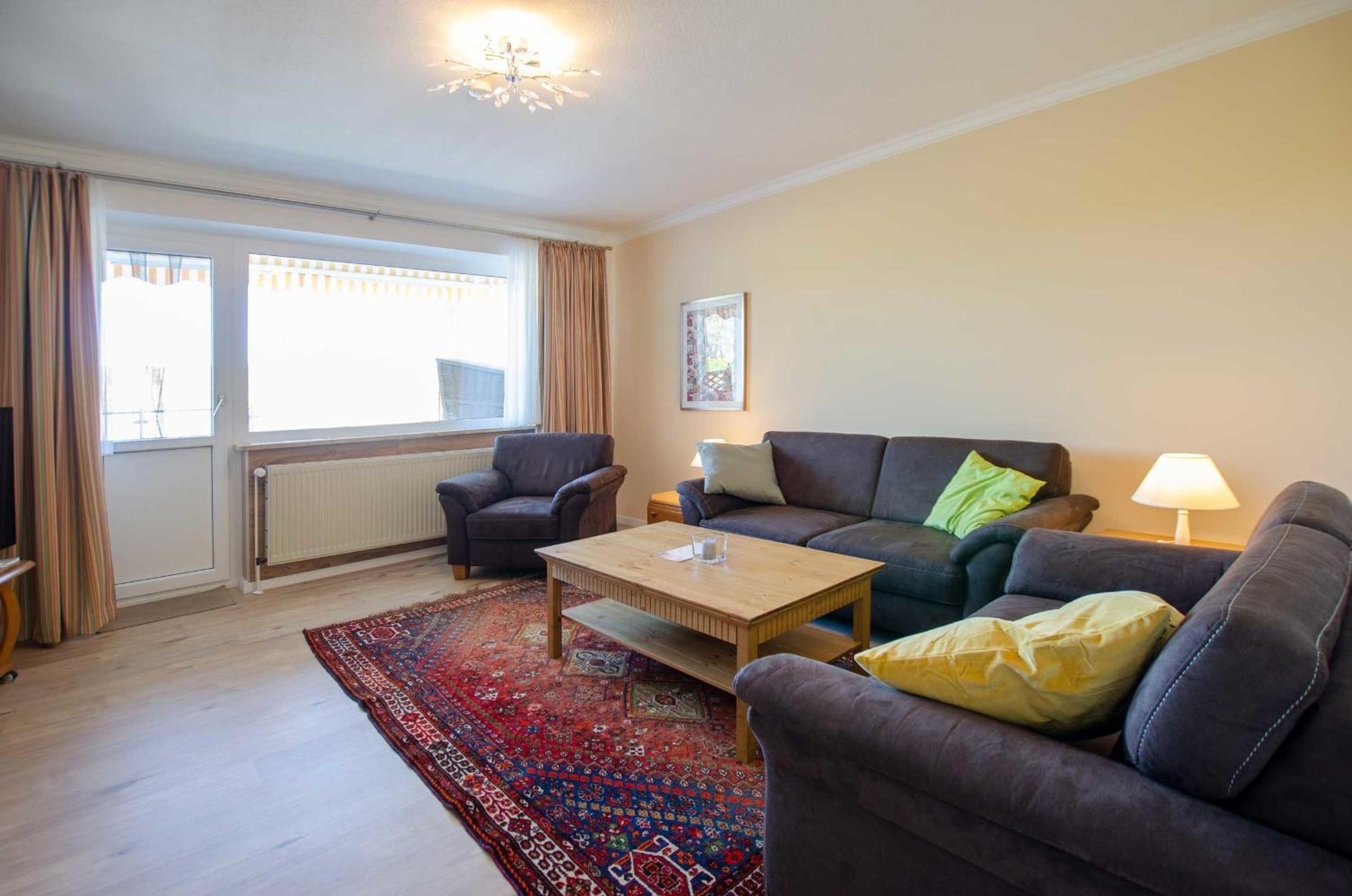 Apartment photo 1