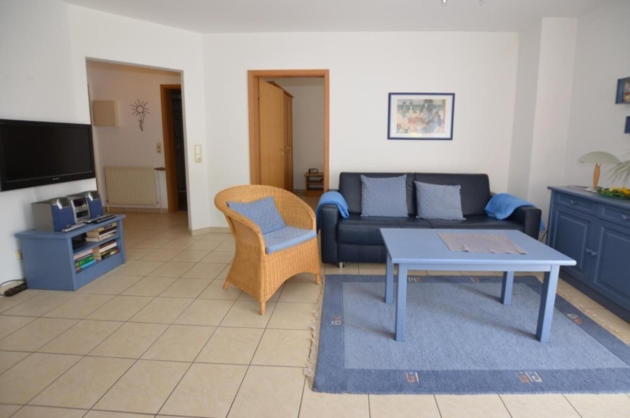 Apartment photo 2