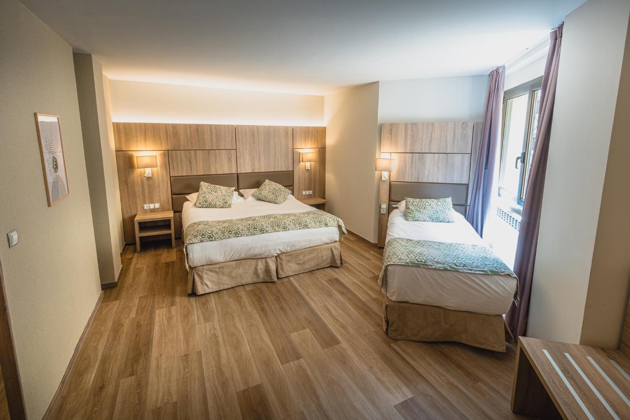 Triple Room
