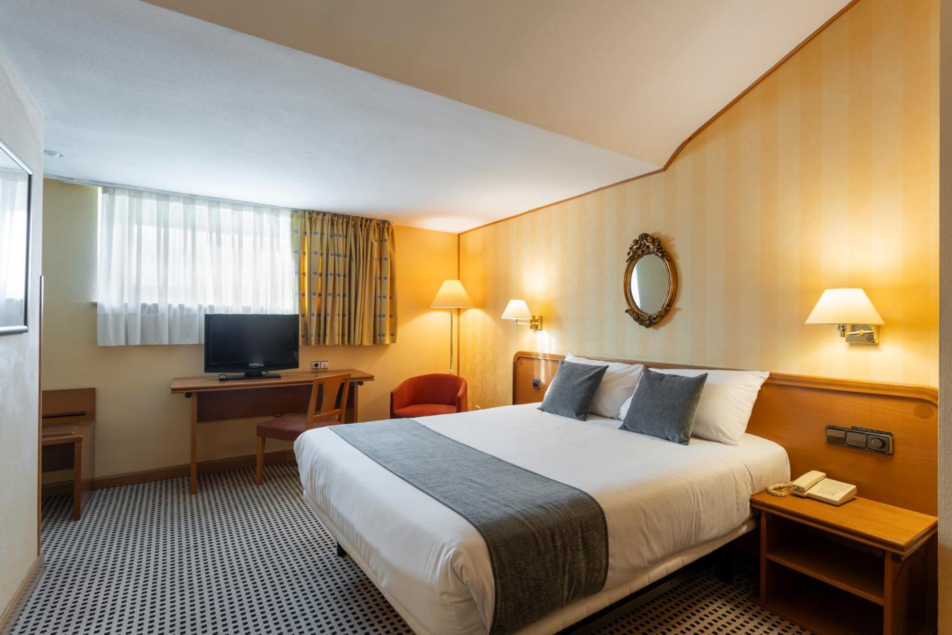 Economy Double Room - Photo 2