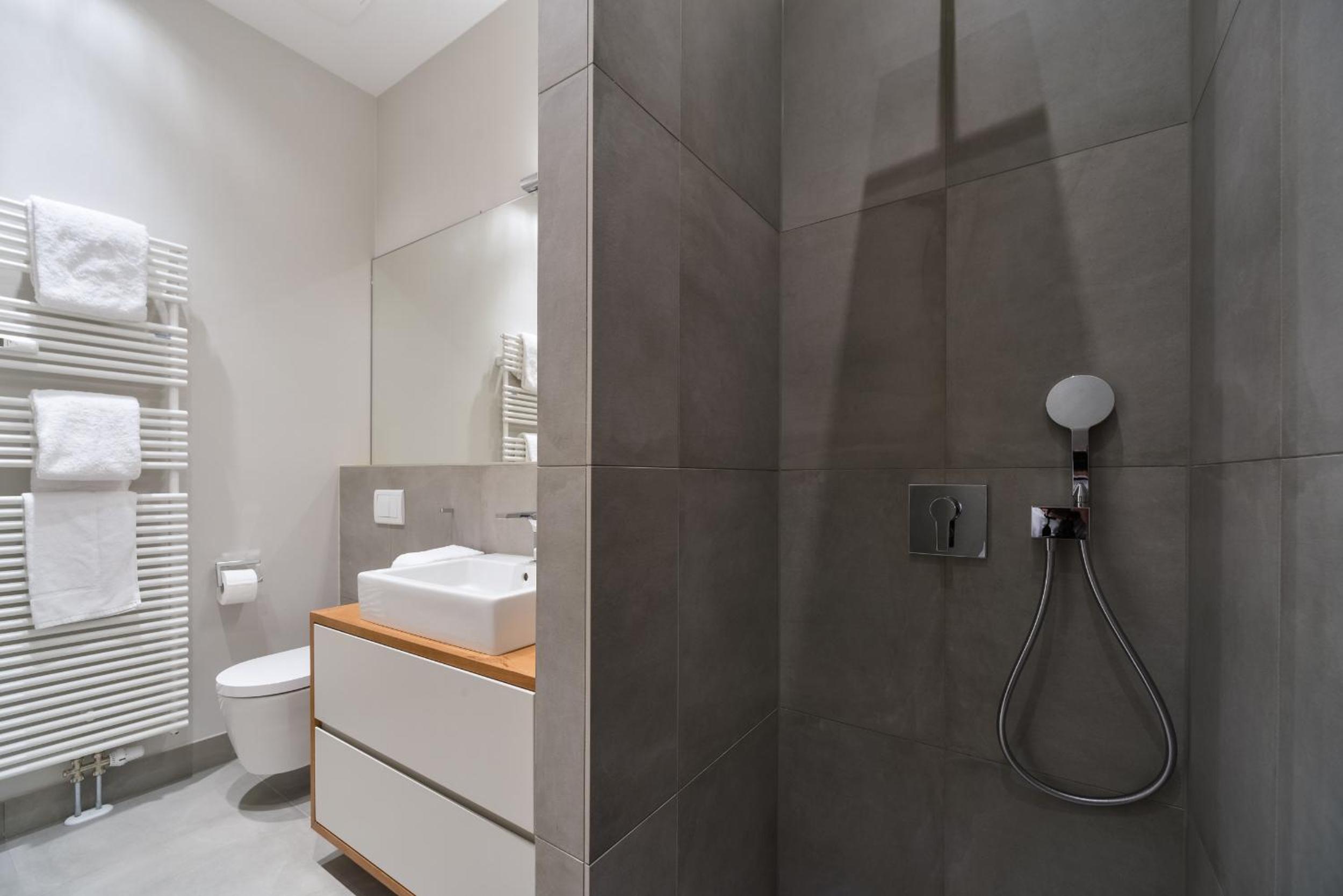 Studio Apartment - 167 ft² photo 3