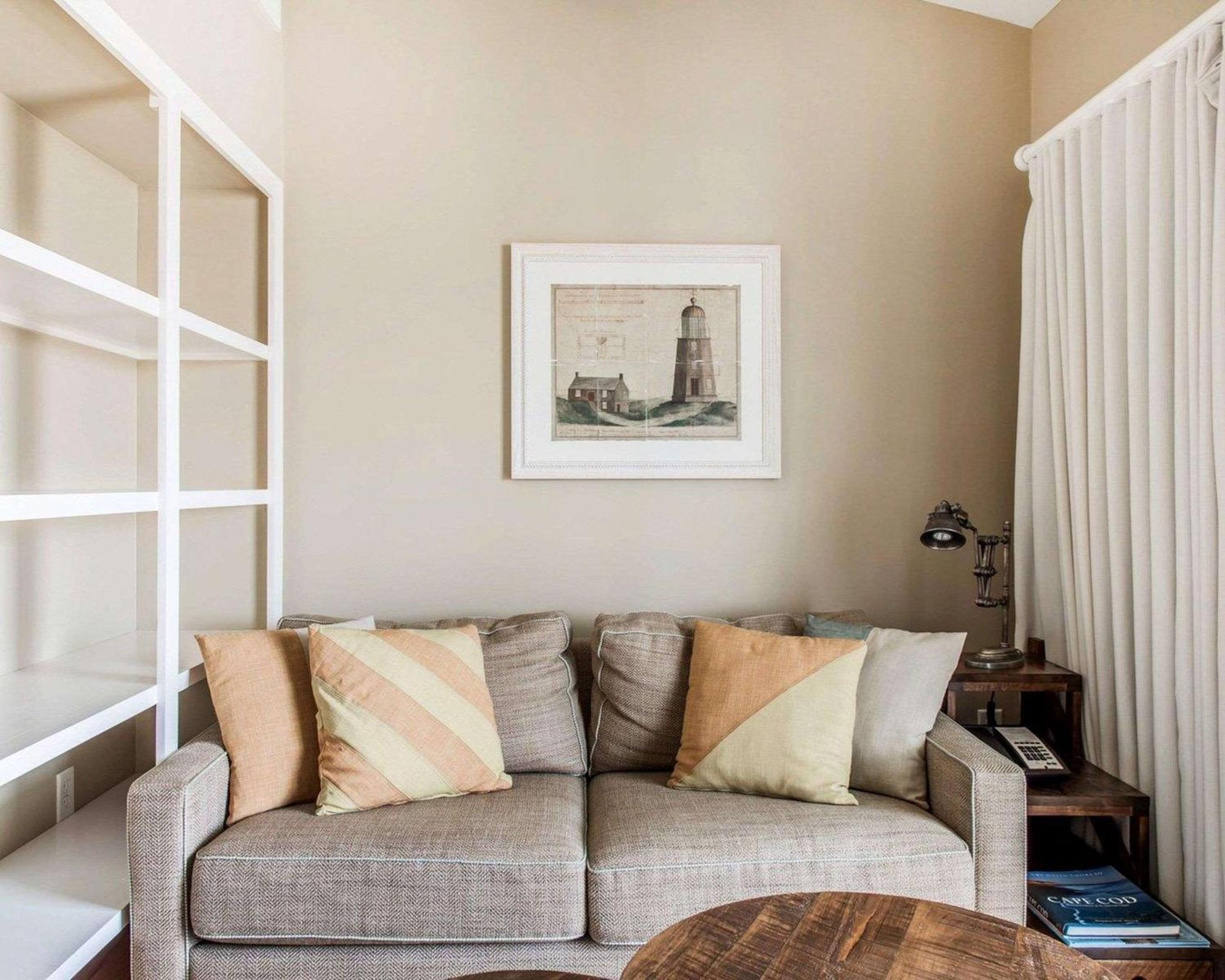 One Bedroom Suite  photo 2