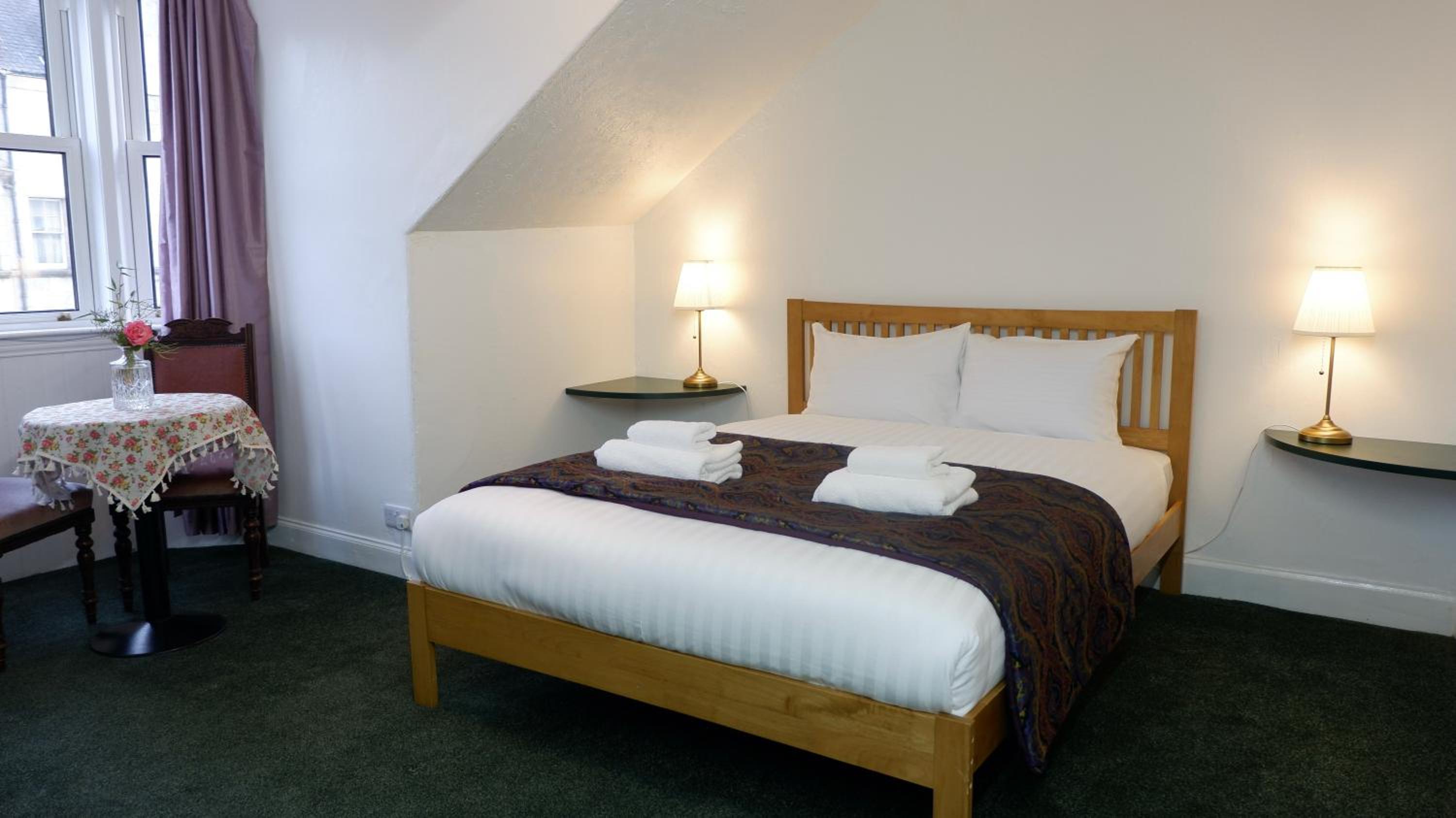 Queen Room with Shared Bathroom