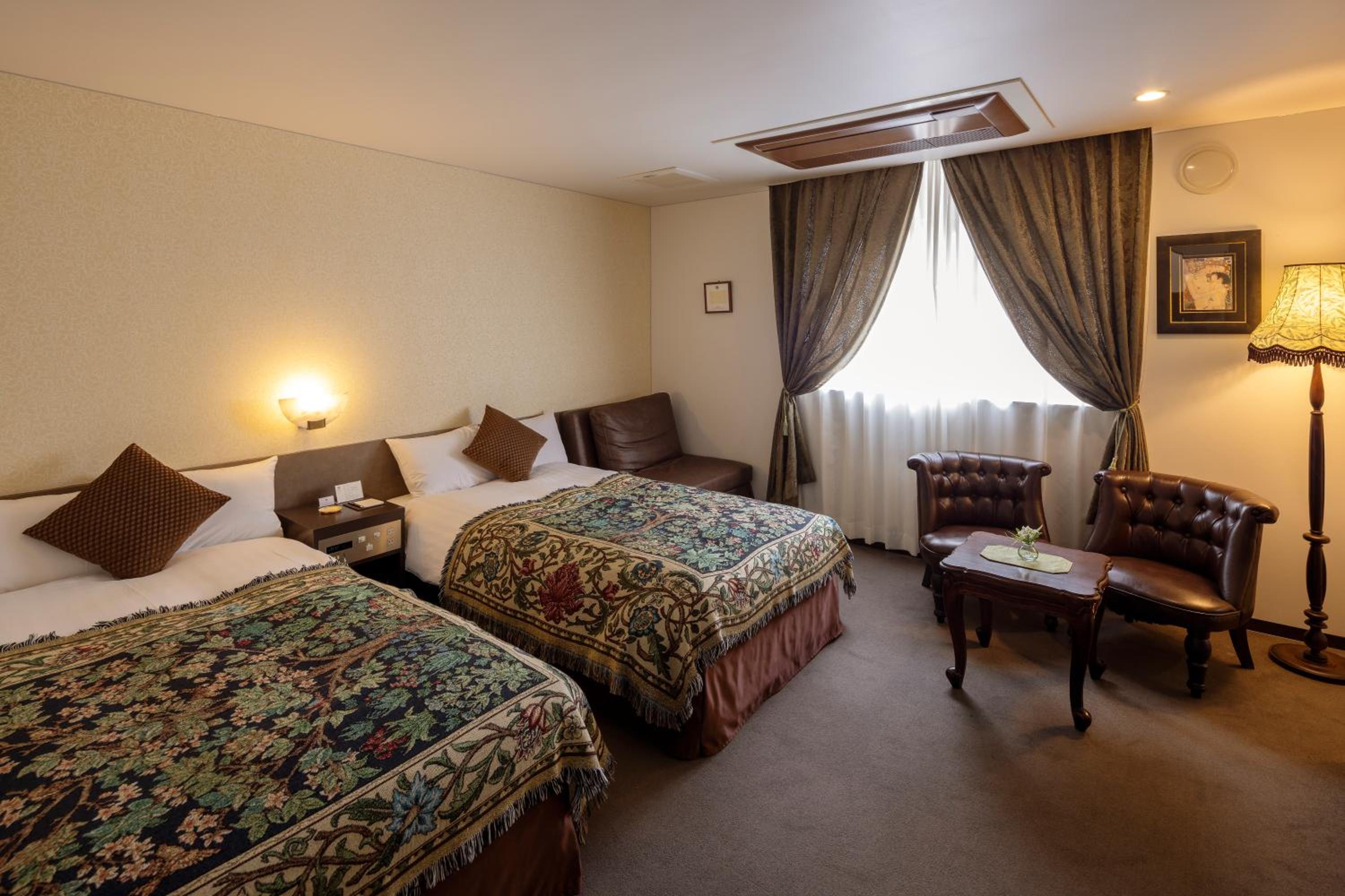 Deluxe Twin Room - Photo 1