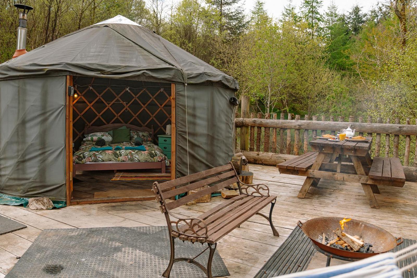 Tree House view Yurt photo 1