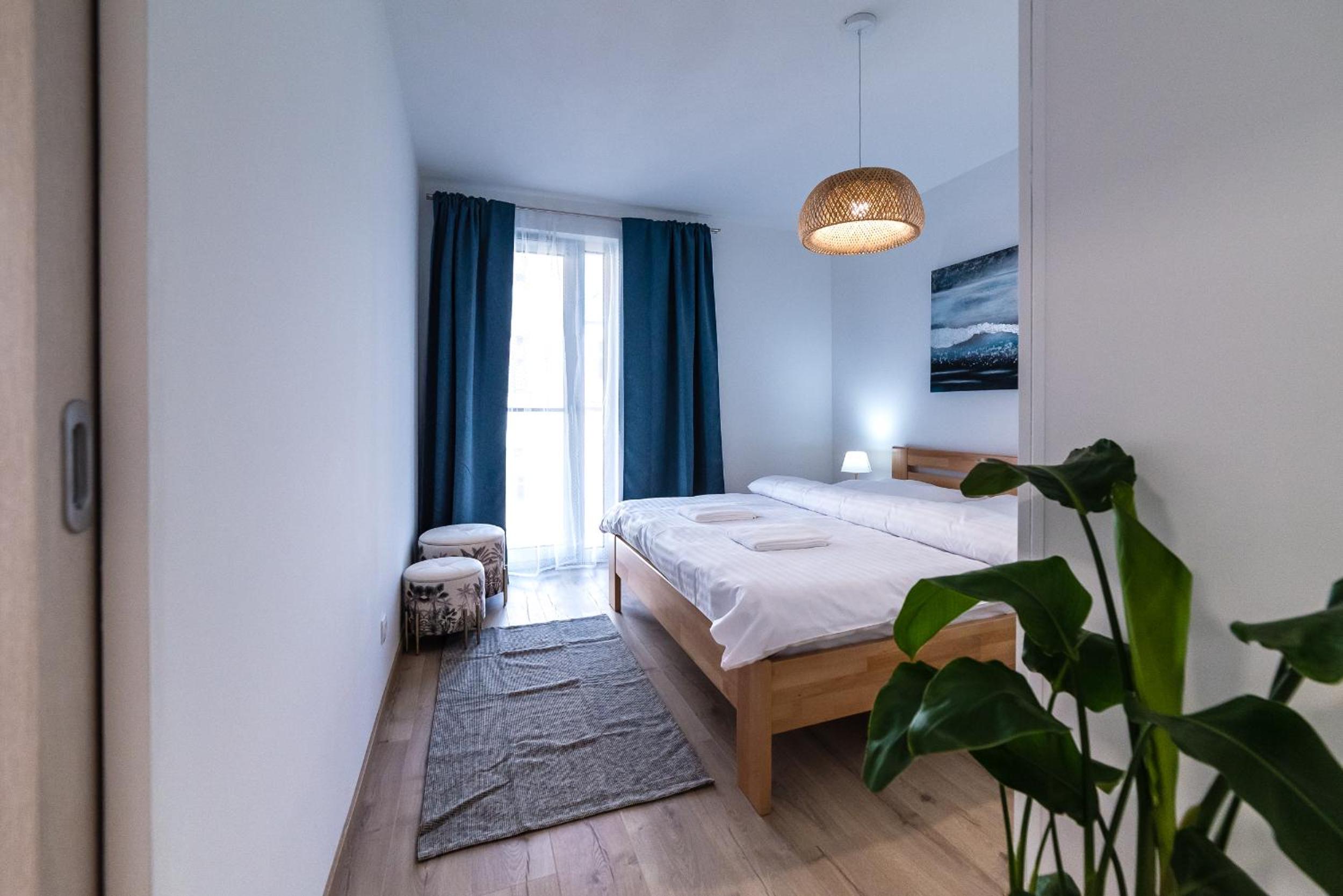 One-Bedroom Apartment with Balcony