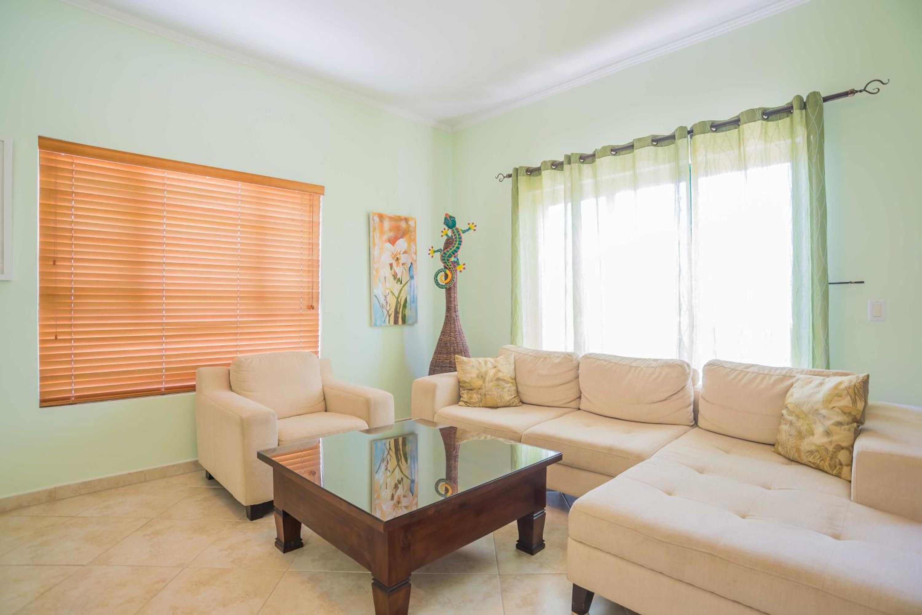 Three-Bedroom Apartment - Wayaca 28d