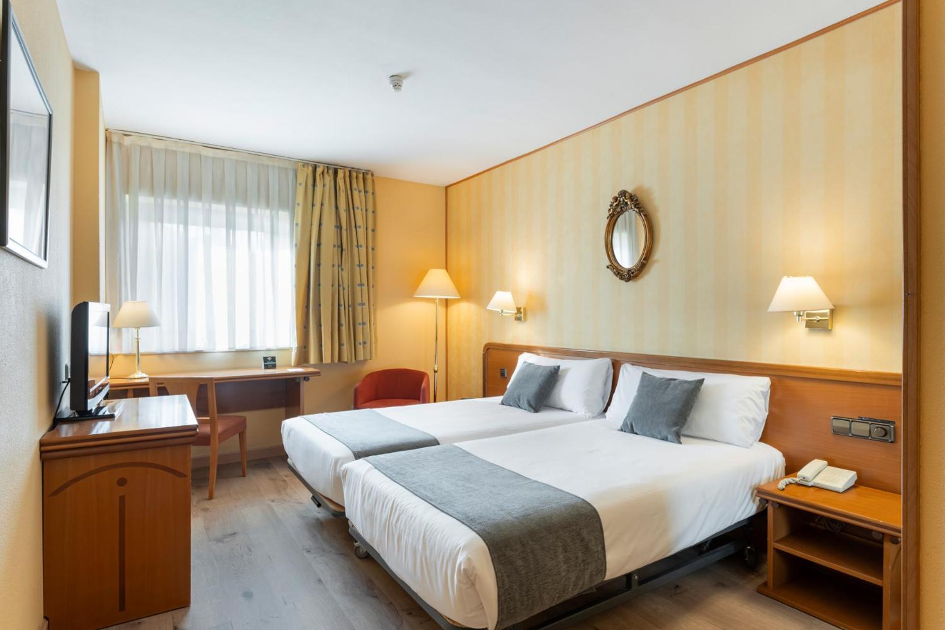 Superior Double Room - Photo 3