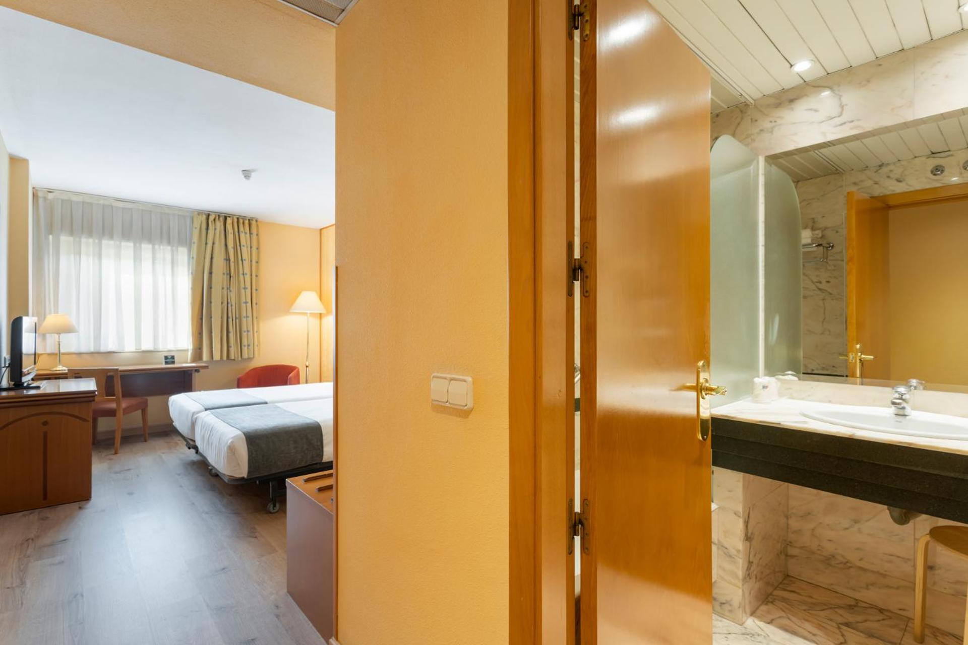Superior Double Room - Photo 1
