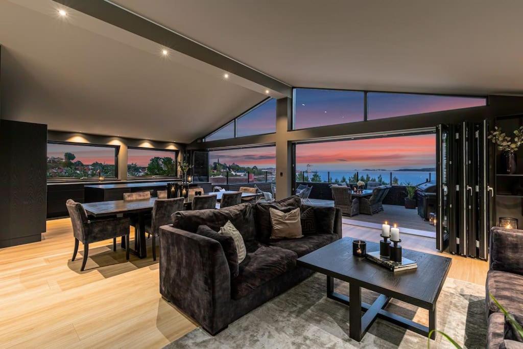 Three-Bedroom Villa photo 1