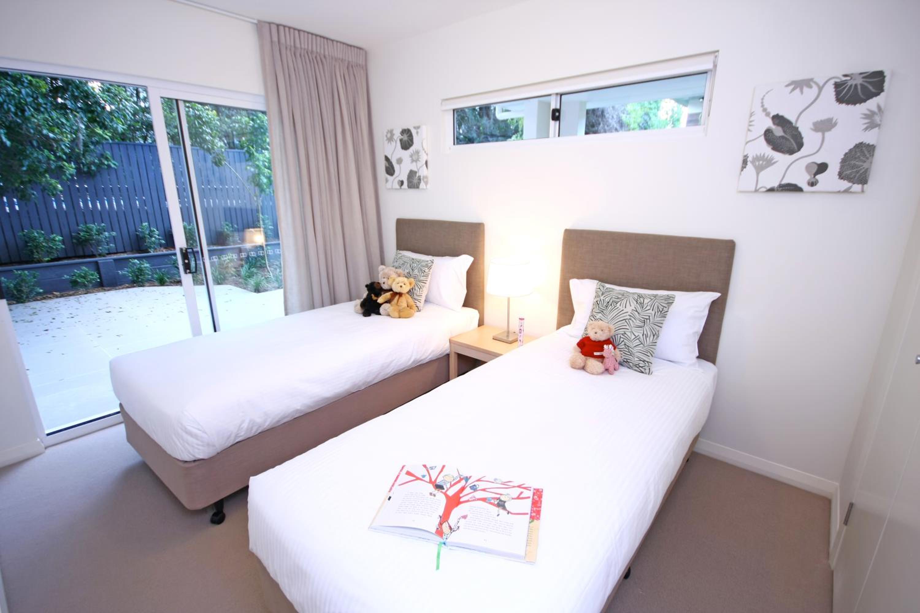 Interconnecting Apartment
