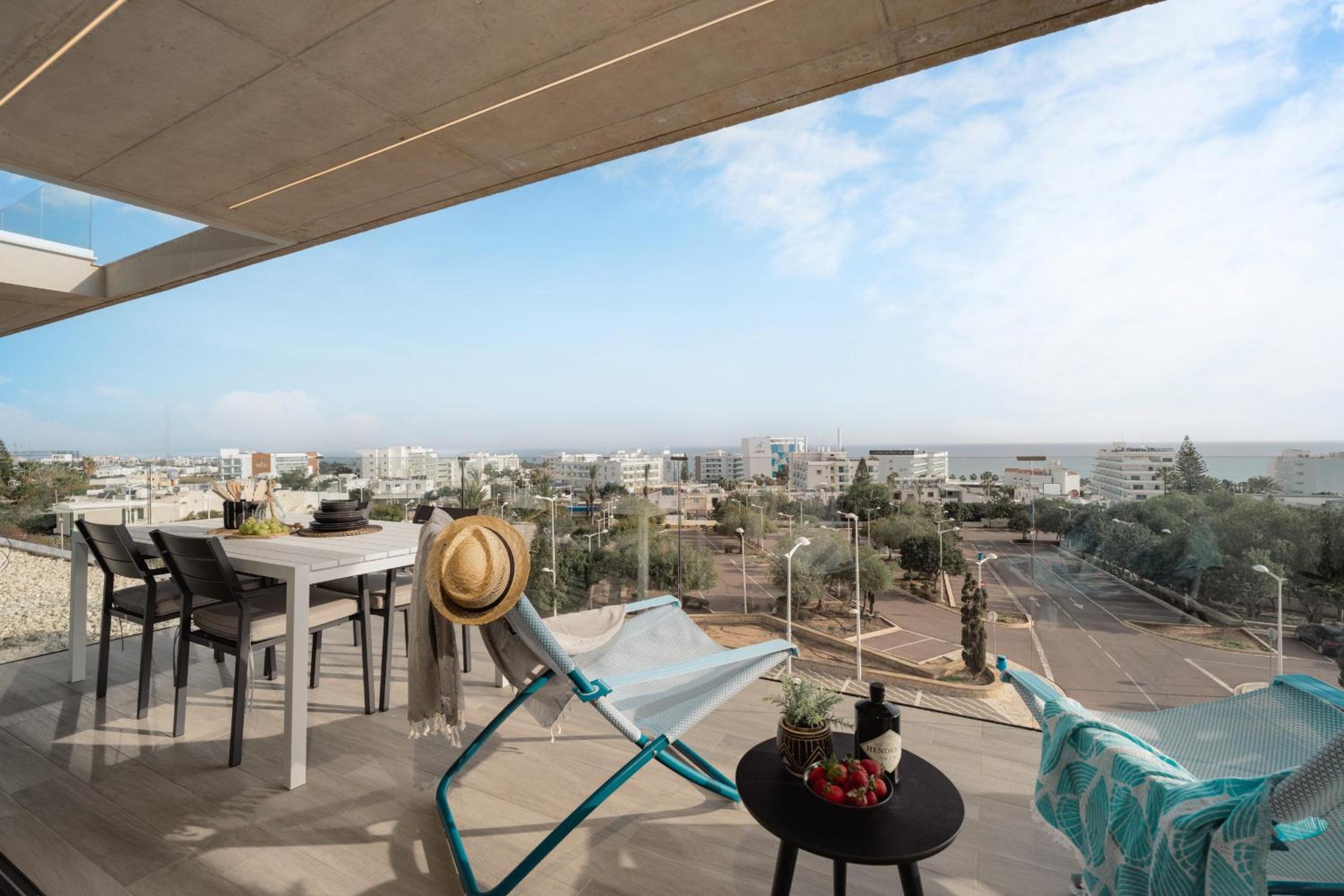 Apartment with Sea View photo 1