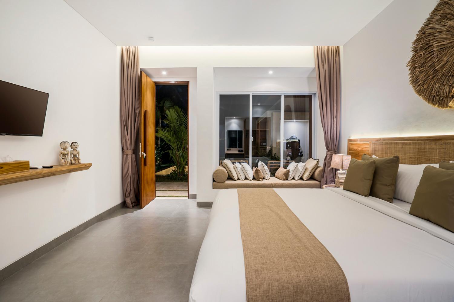 Two-Bedroom Villa - Photo 26