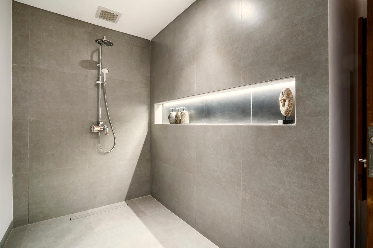 Two-Bedroom Villa - Photo 13