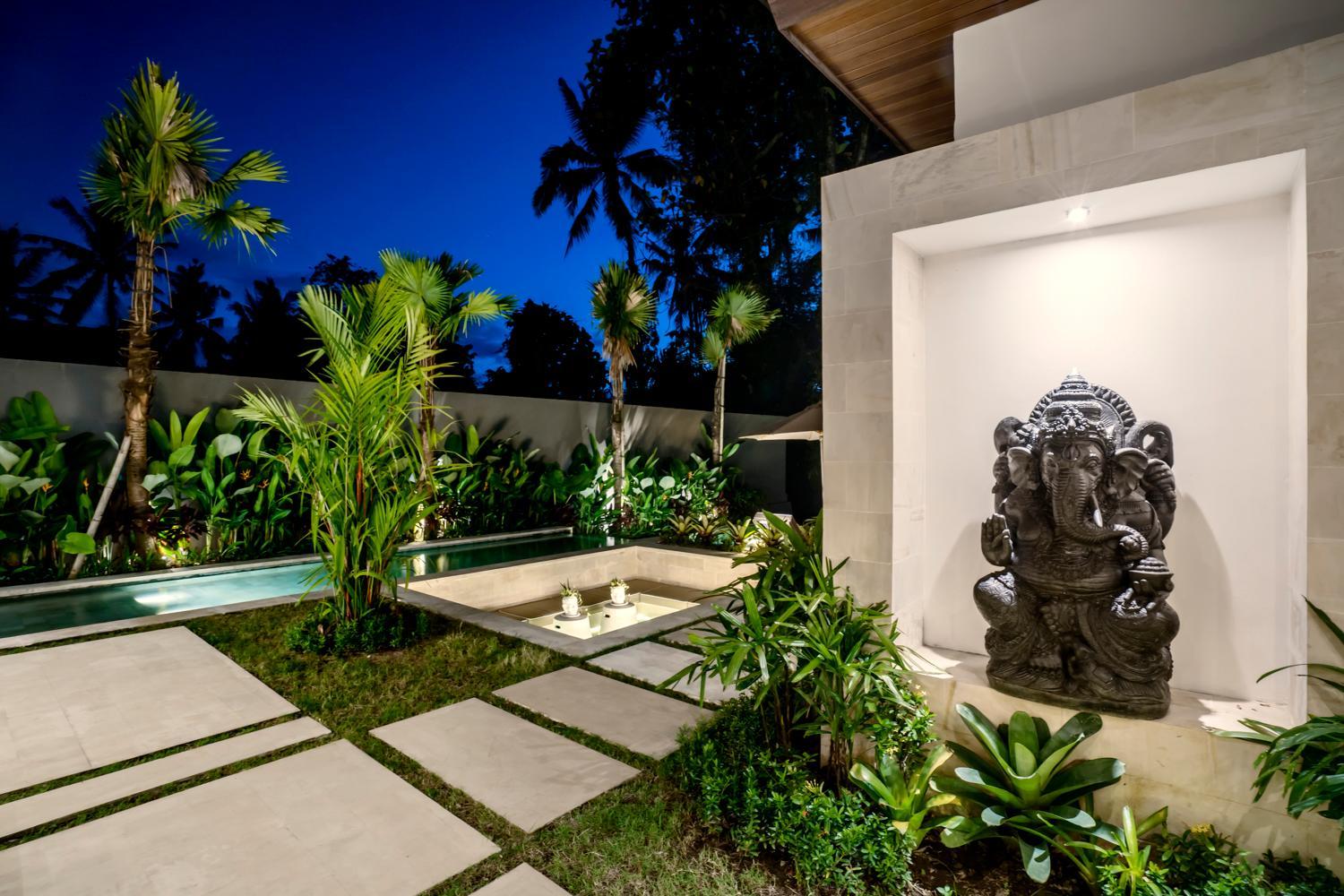Two-Bedroom Villa - Photo 10