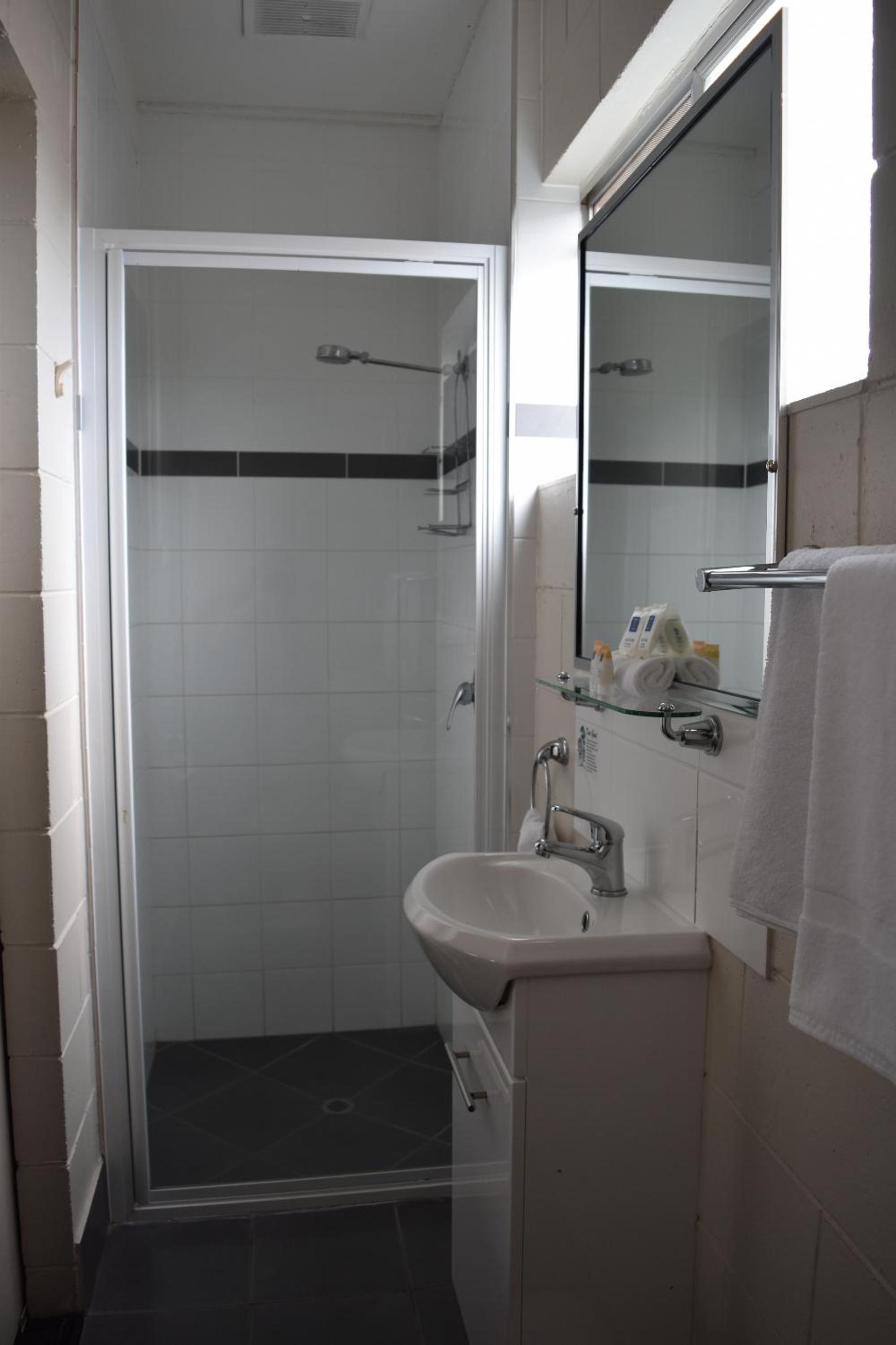 Classic Quadruple Room photo 2