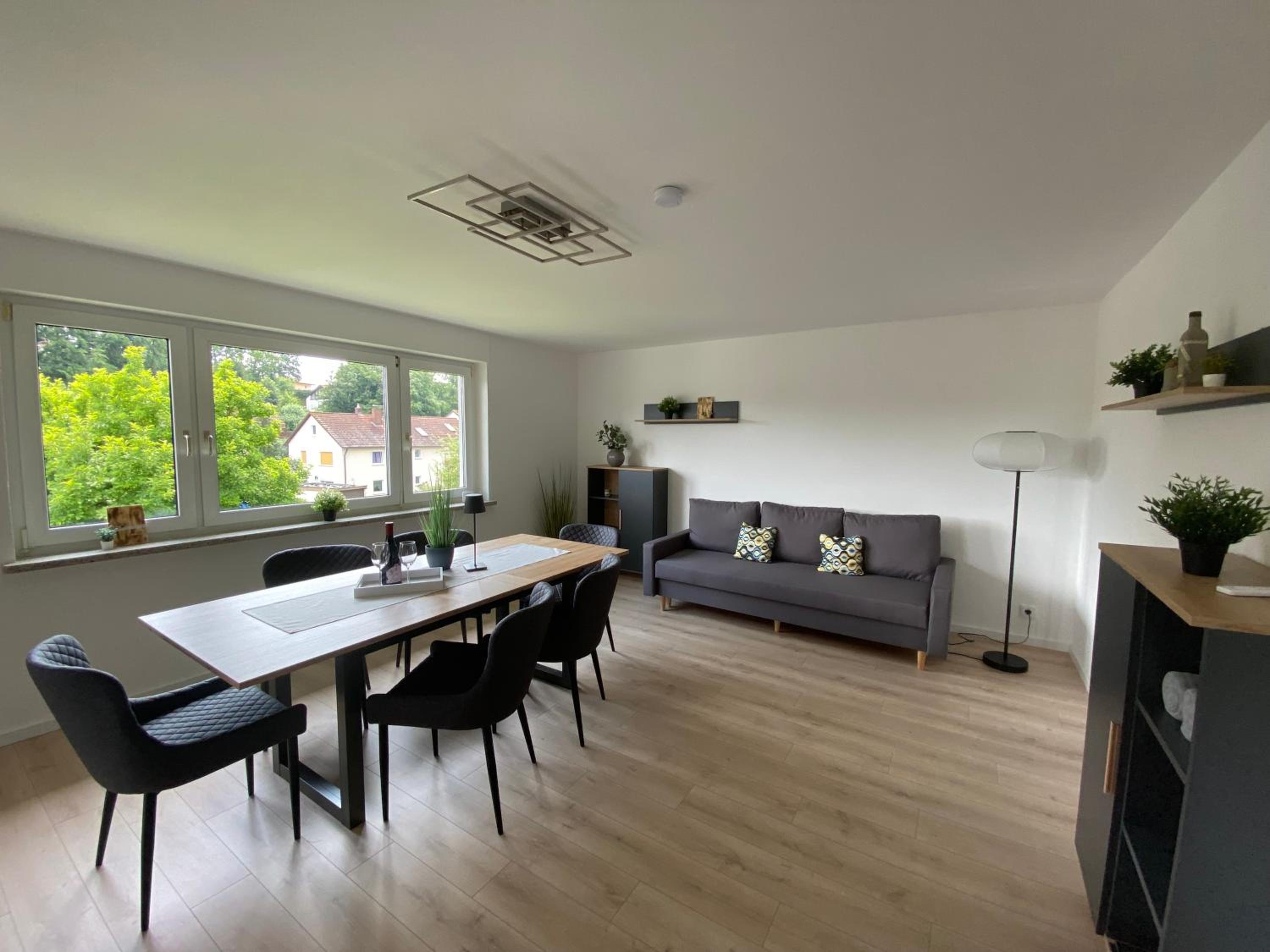 Apartment mit Balkon photo 1