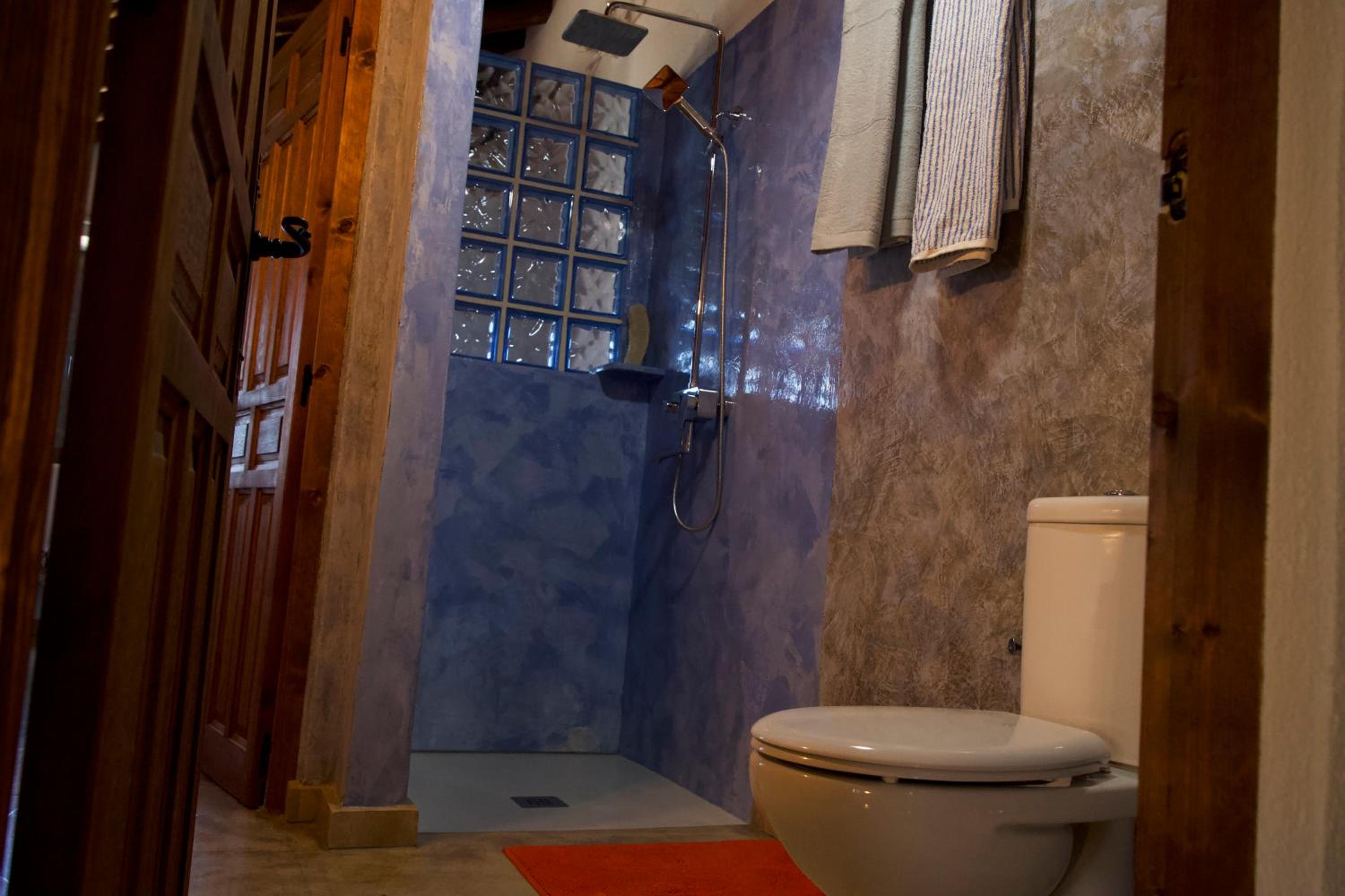 Double Room with Private Bathroom photo 2