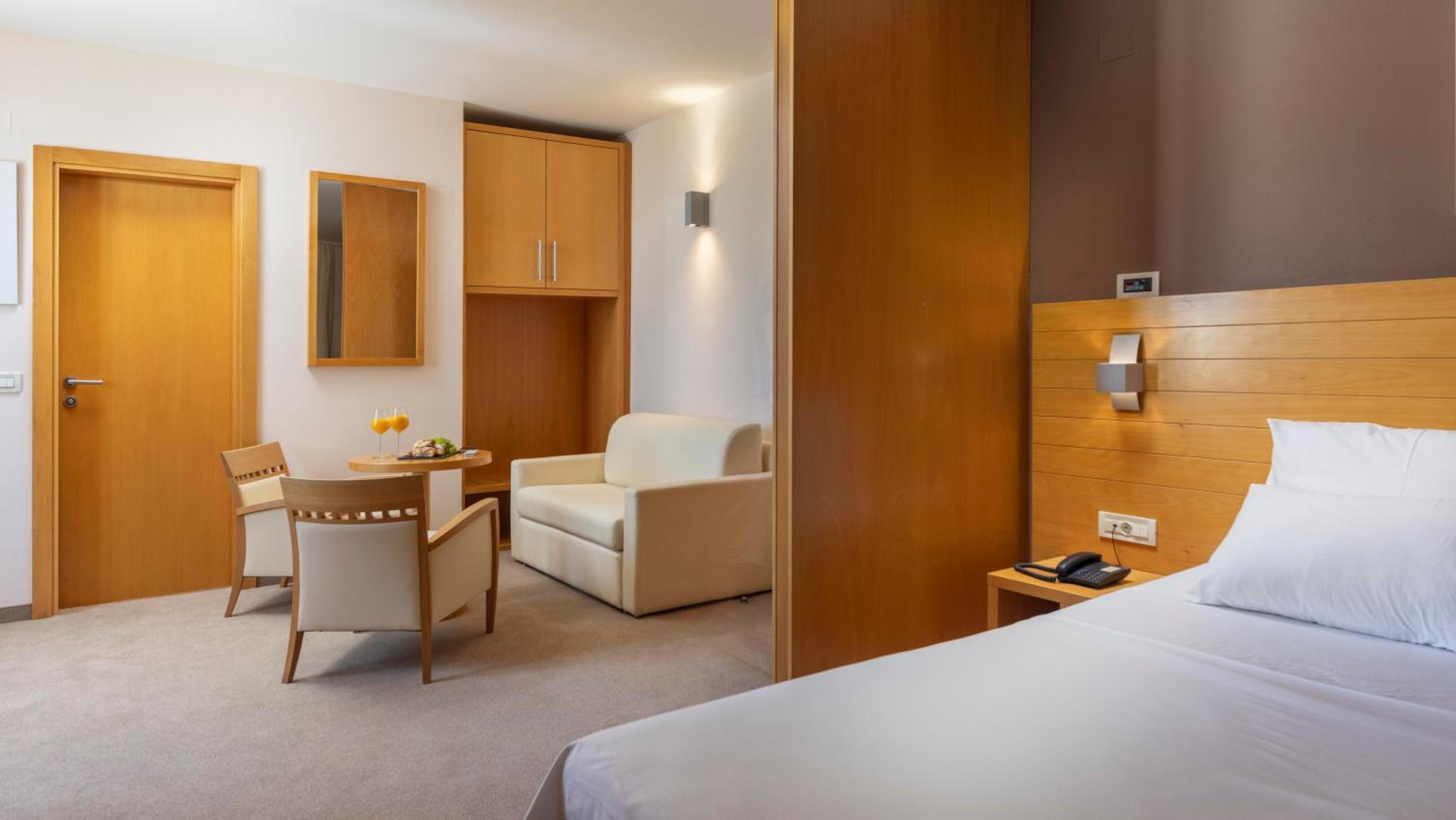 Junior Suite - Photo 1
