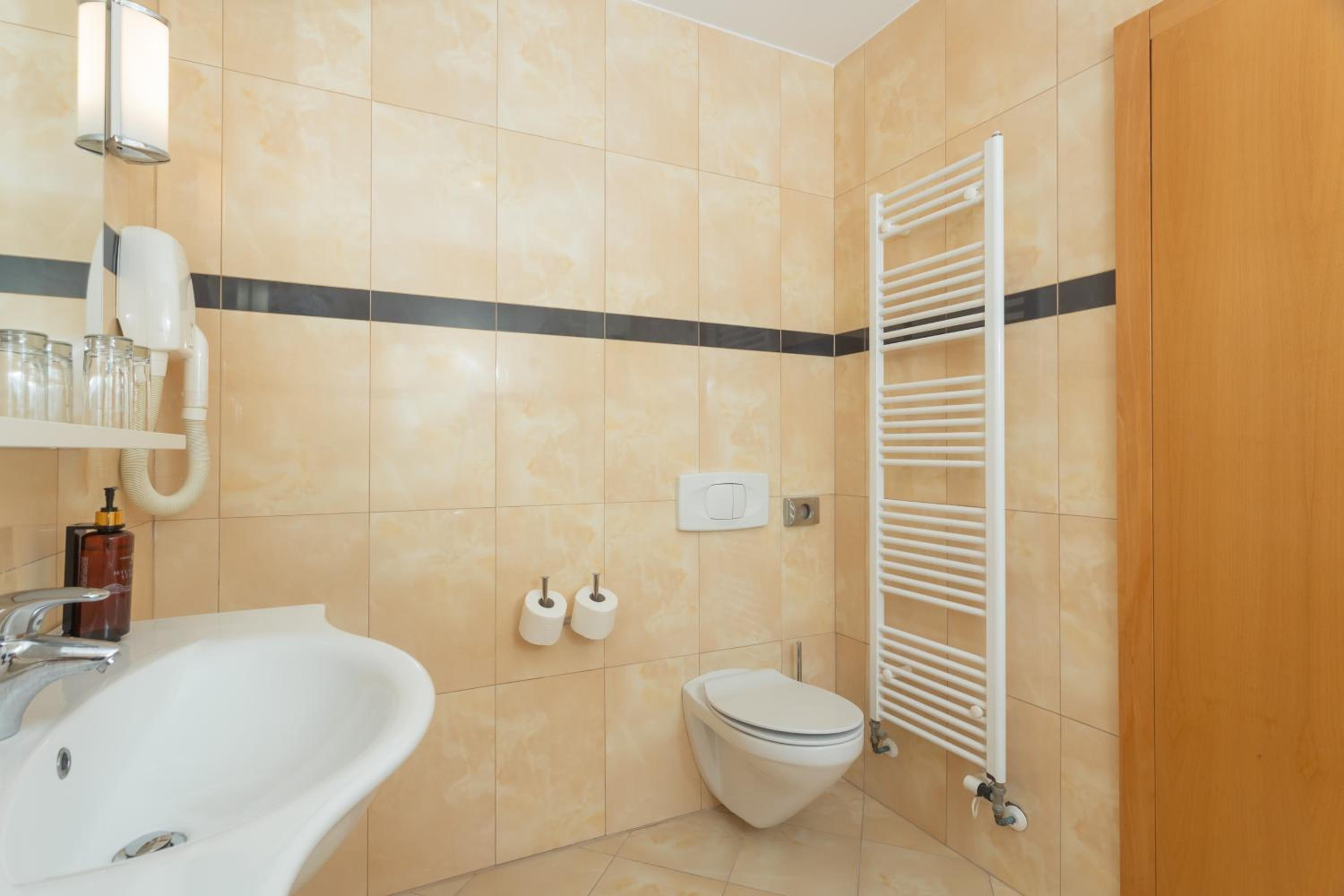 Premium Double Room - Photo 4