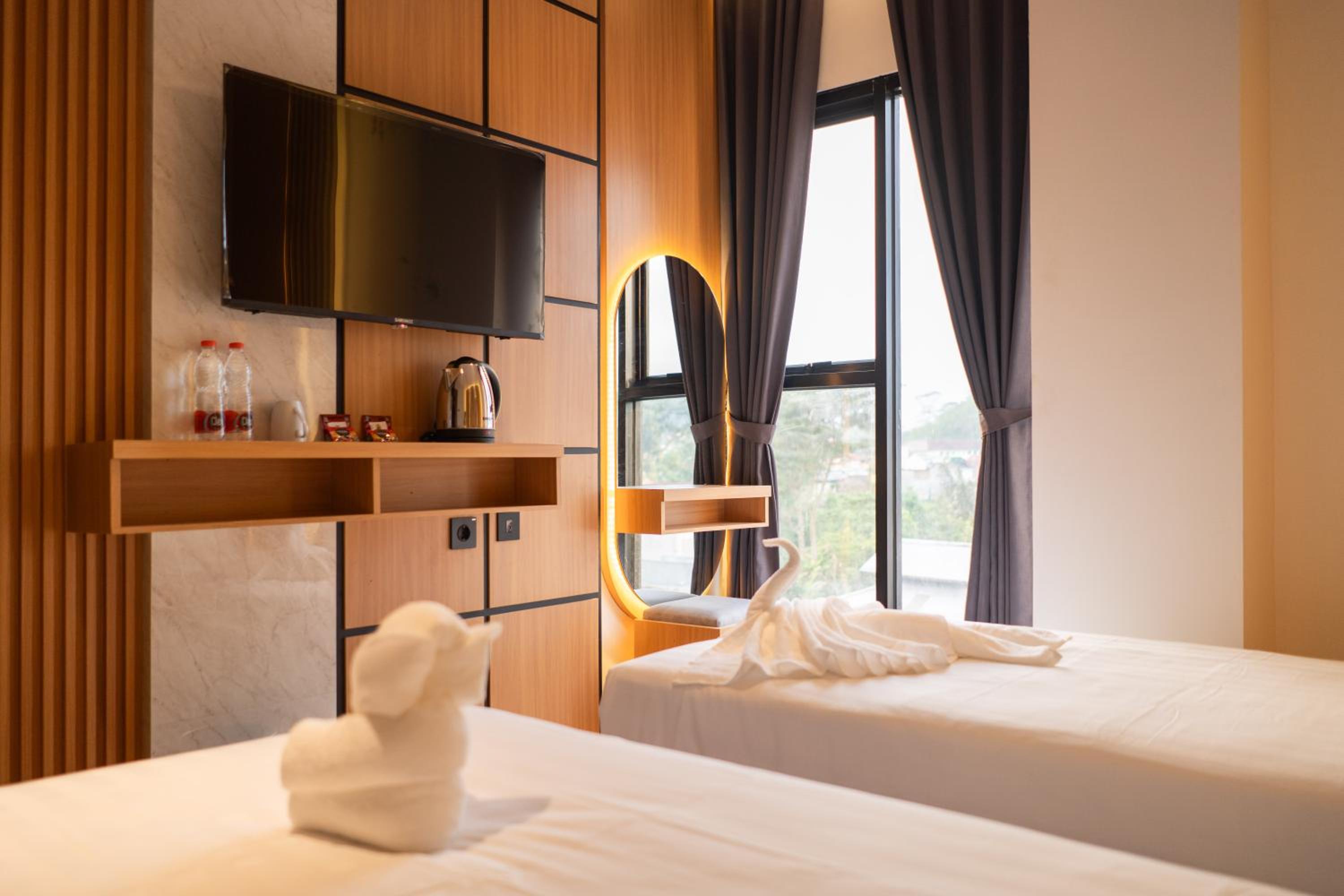 Superior Twin Room - Photo 1