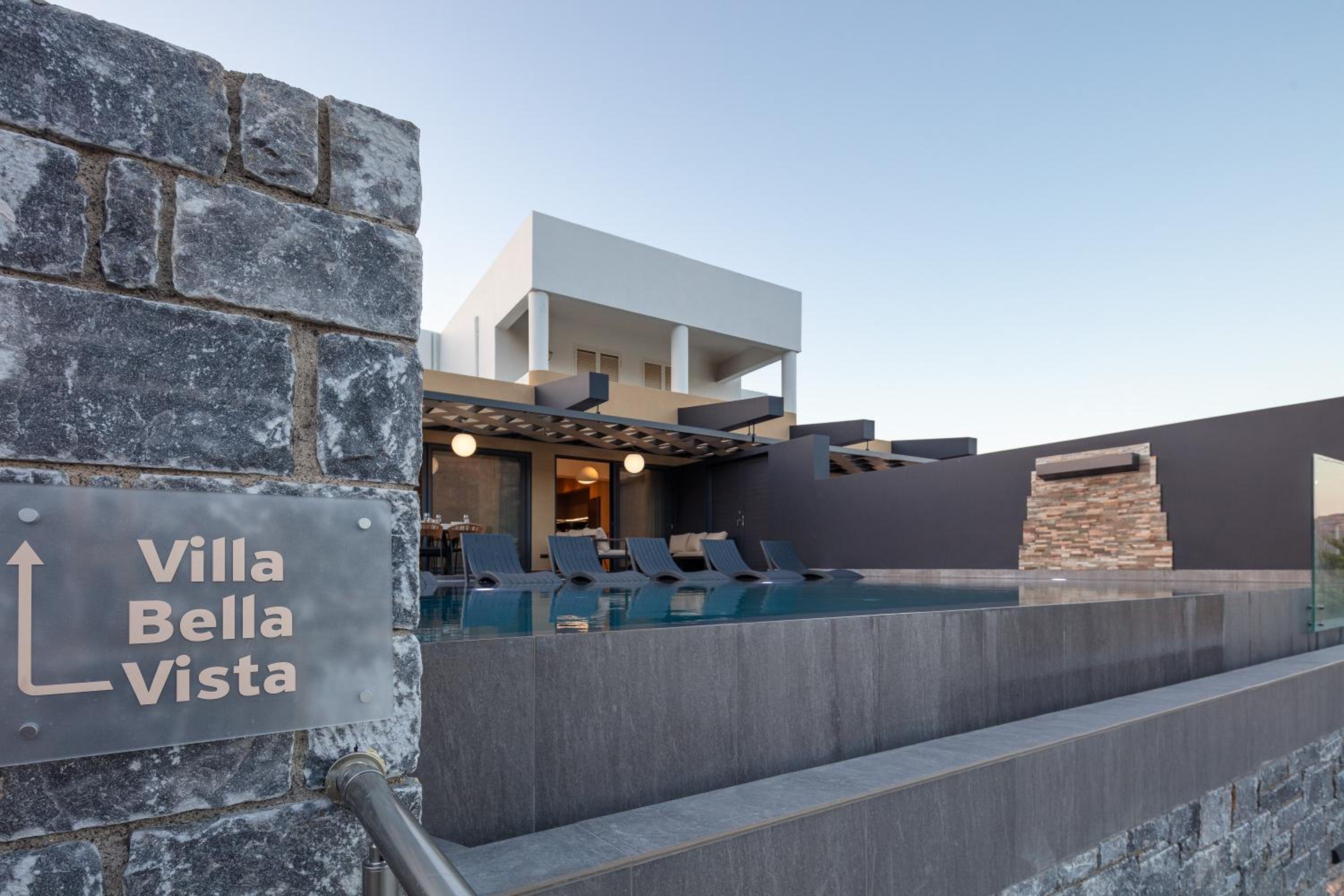 Villa with Private Pool photo 3
