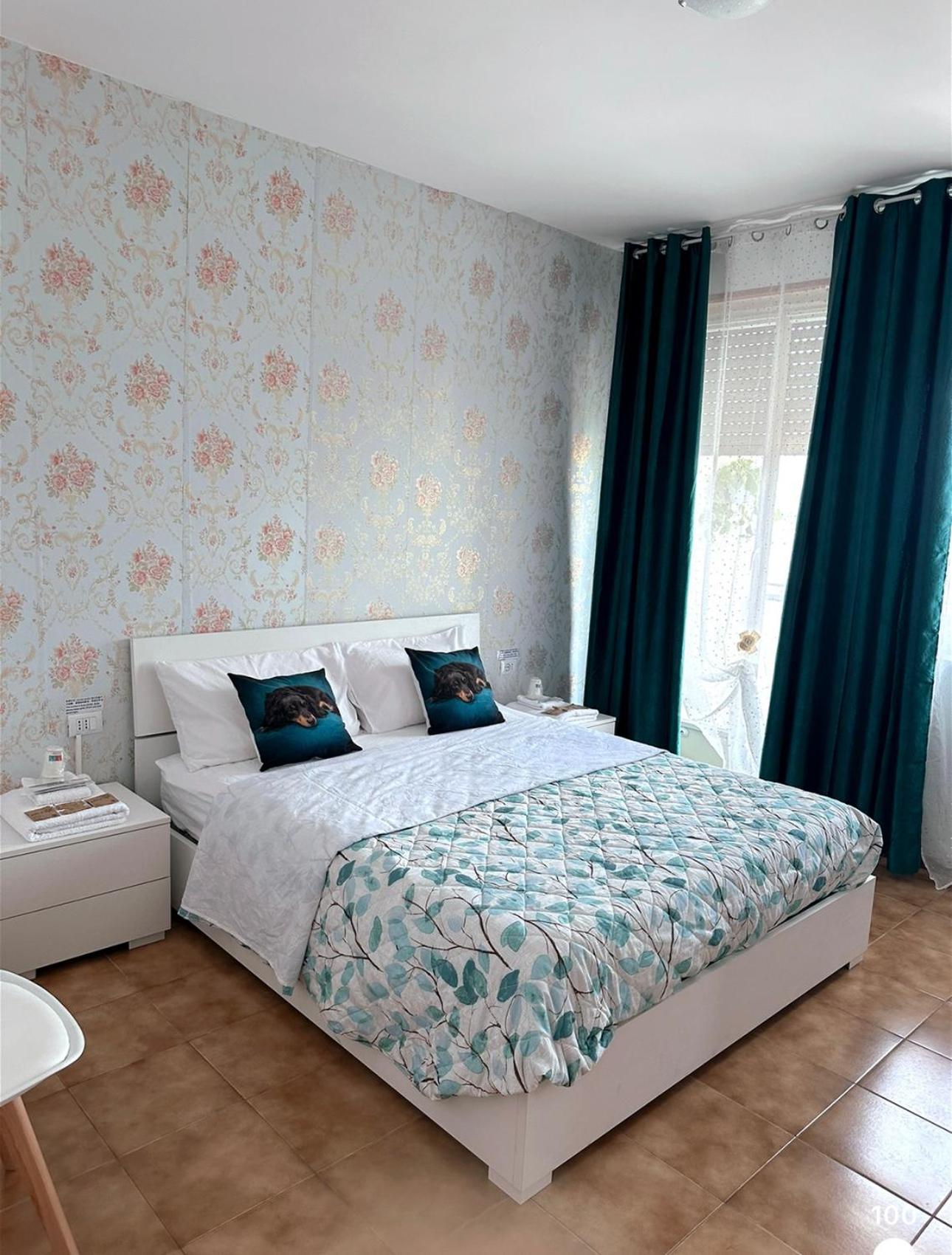 Double Room With Private External Bathroom