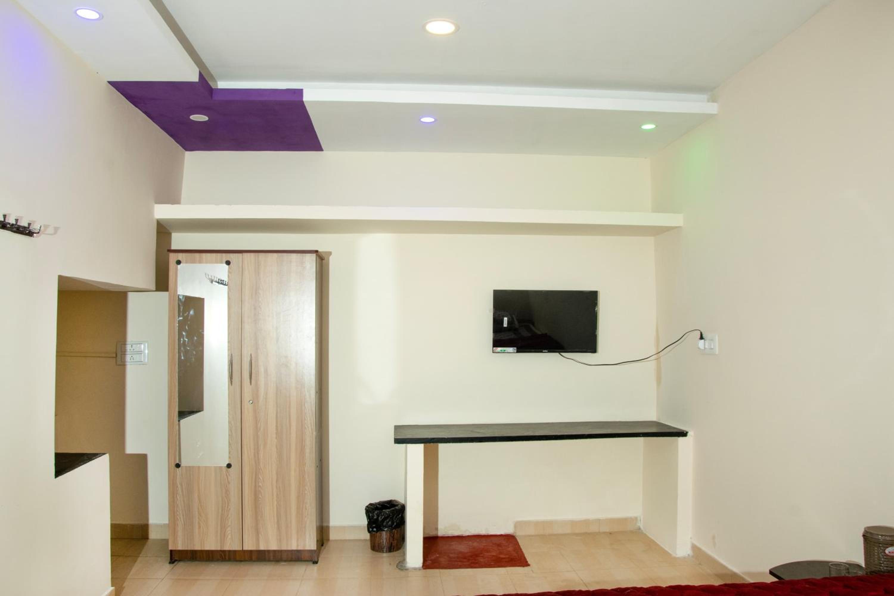 Three-Bedroom Villa photo 1