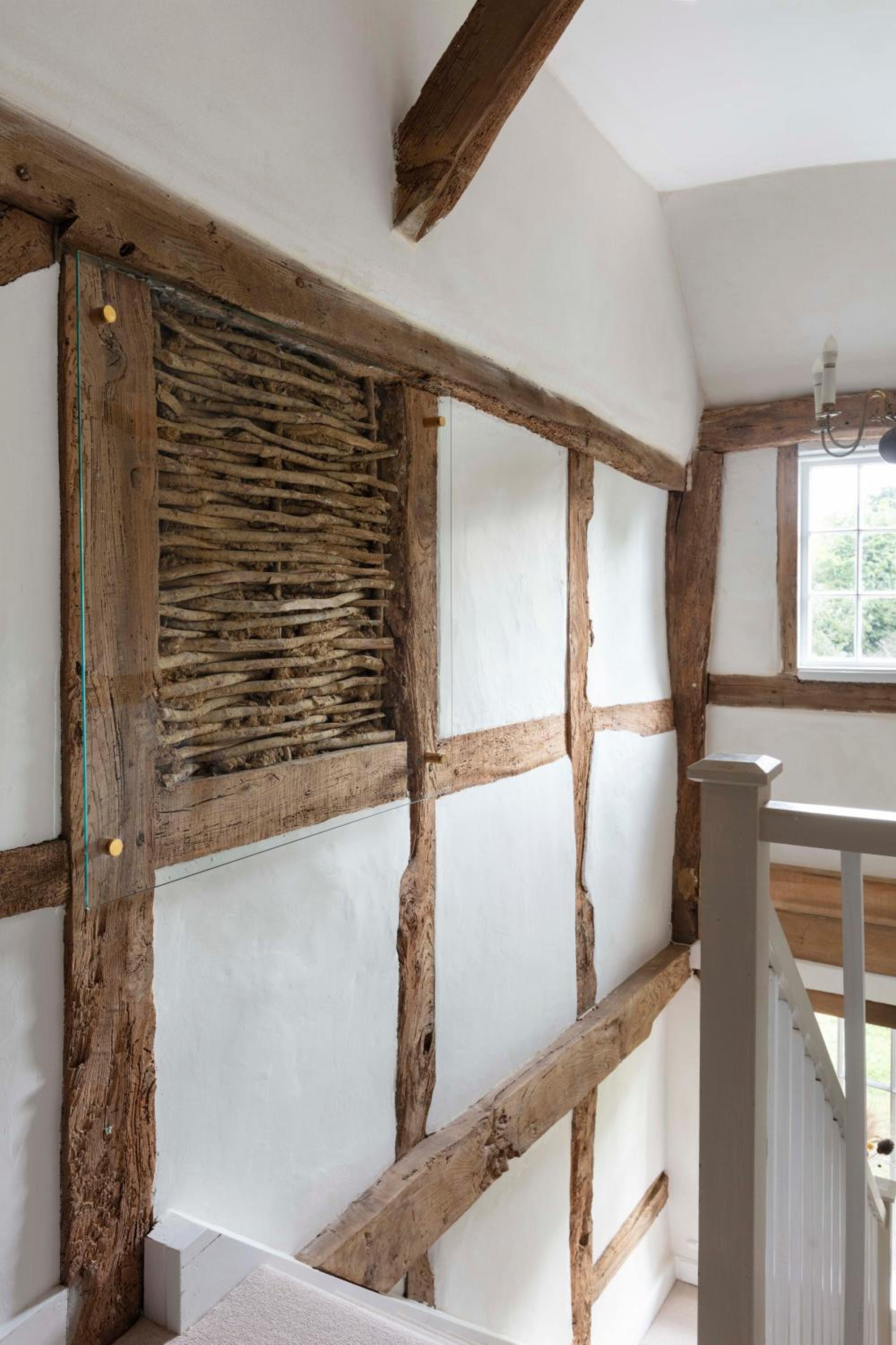 Five-Bedroom House - Photo 20