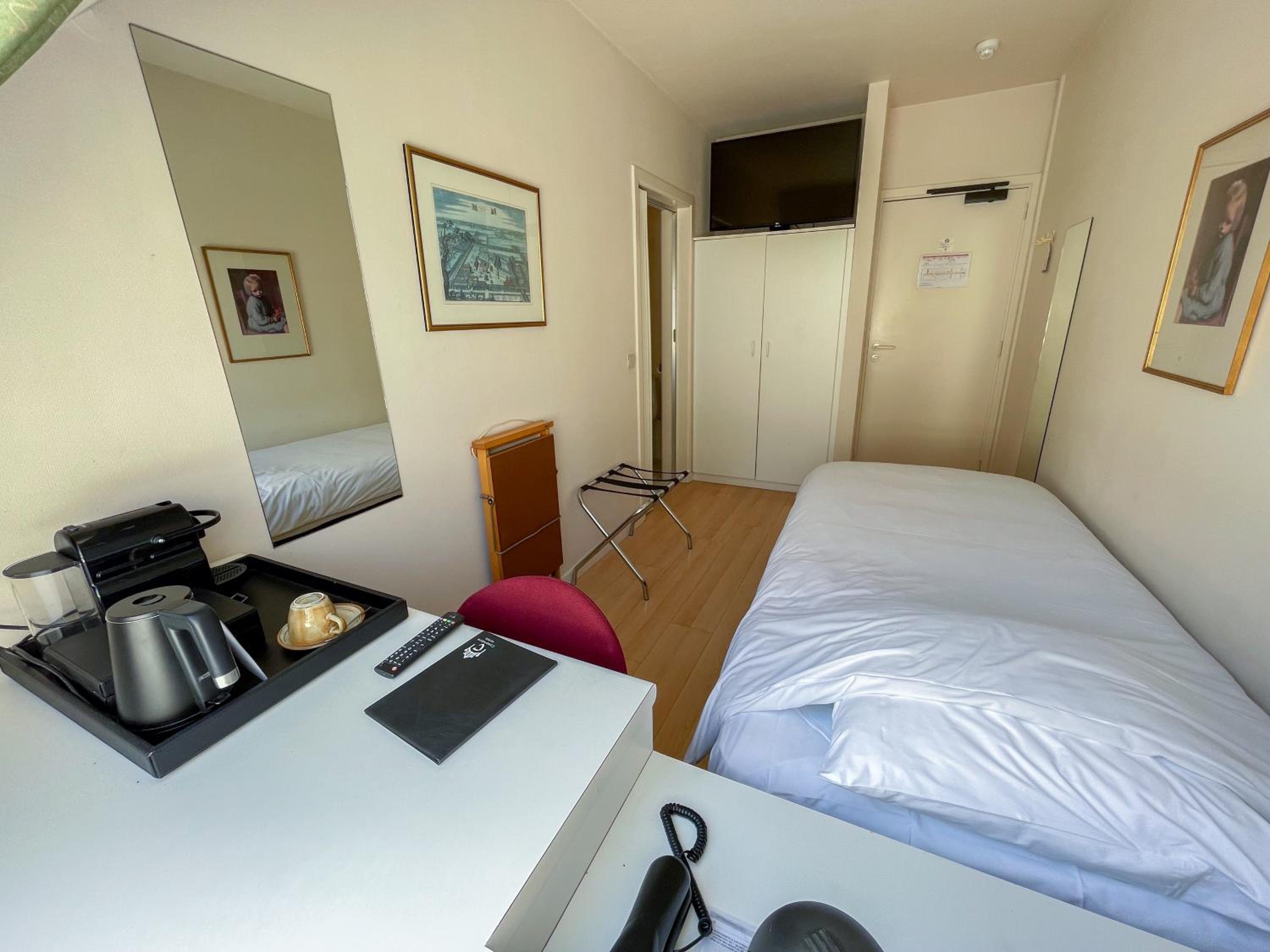 Standard Single Room photo 2