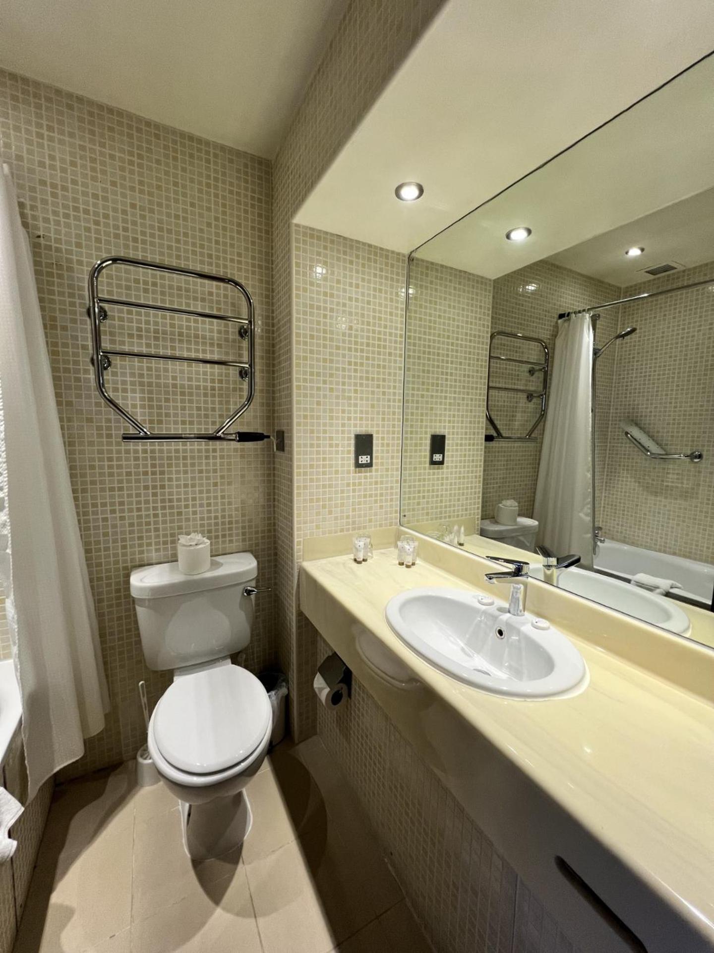 Superior Double Room - Photo 8