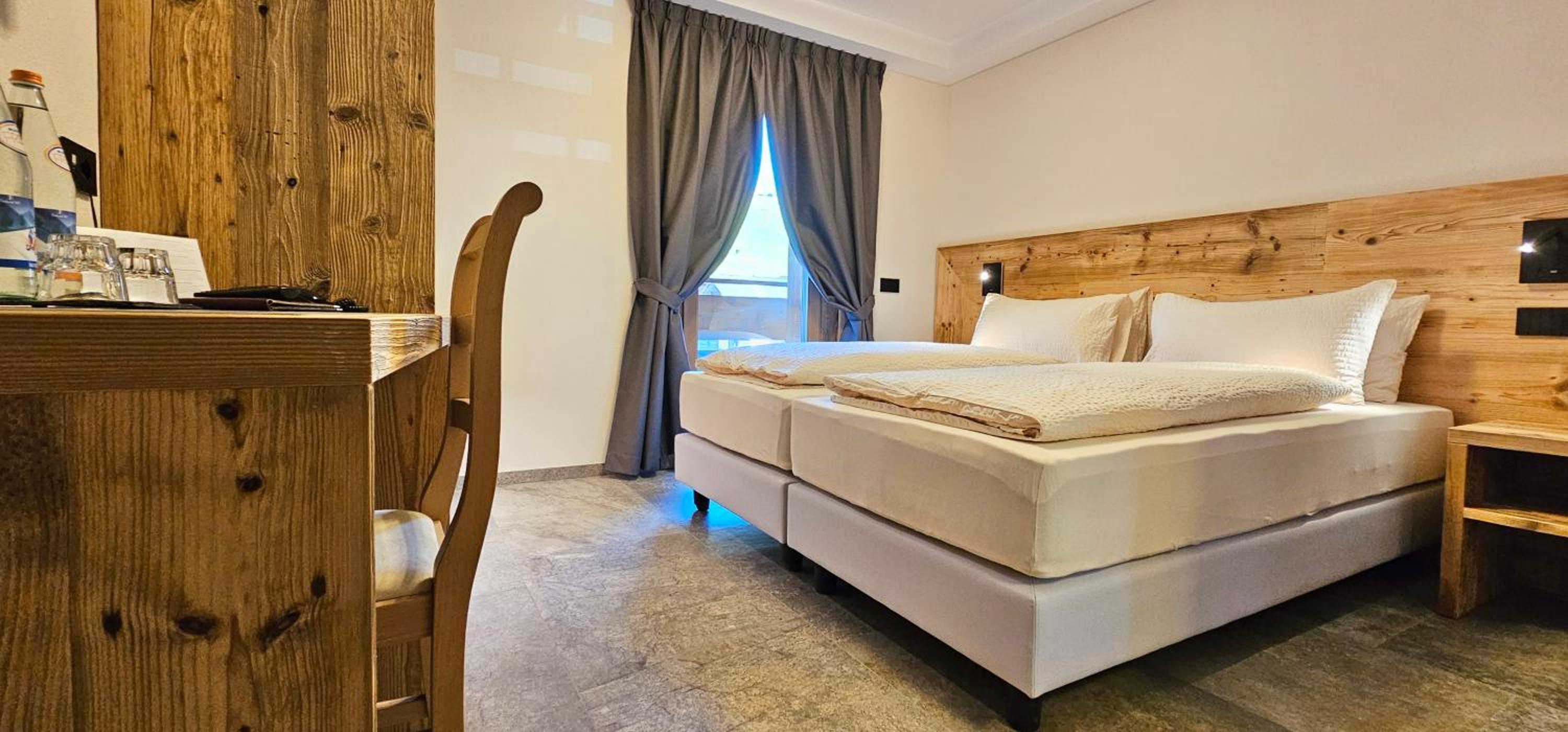 Double or Twin Room - Photo 11