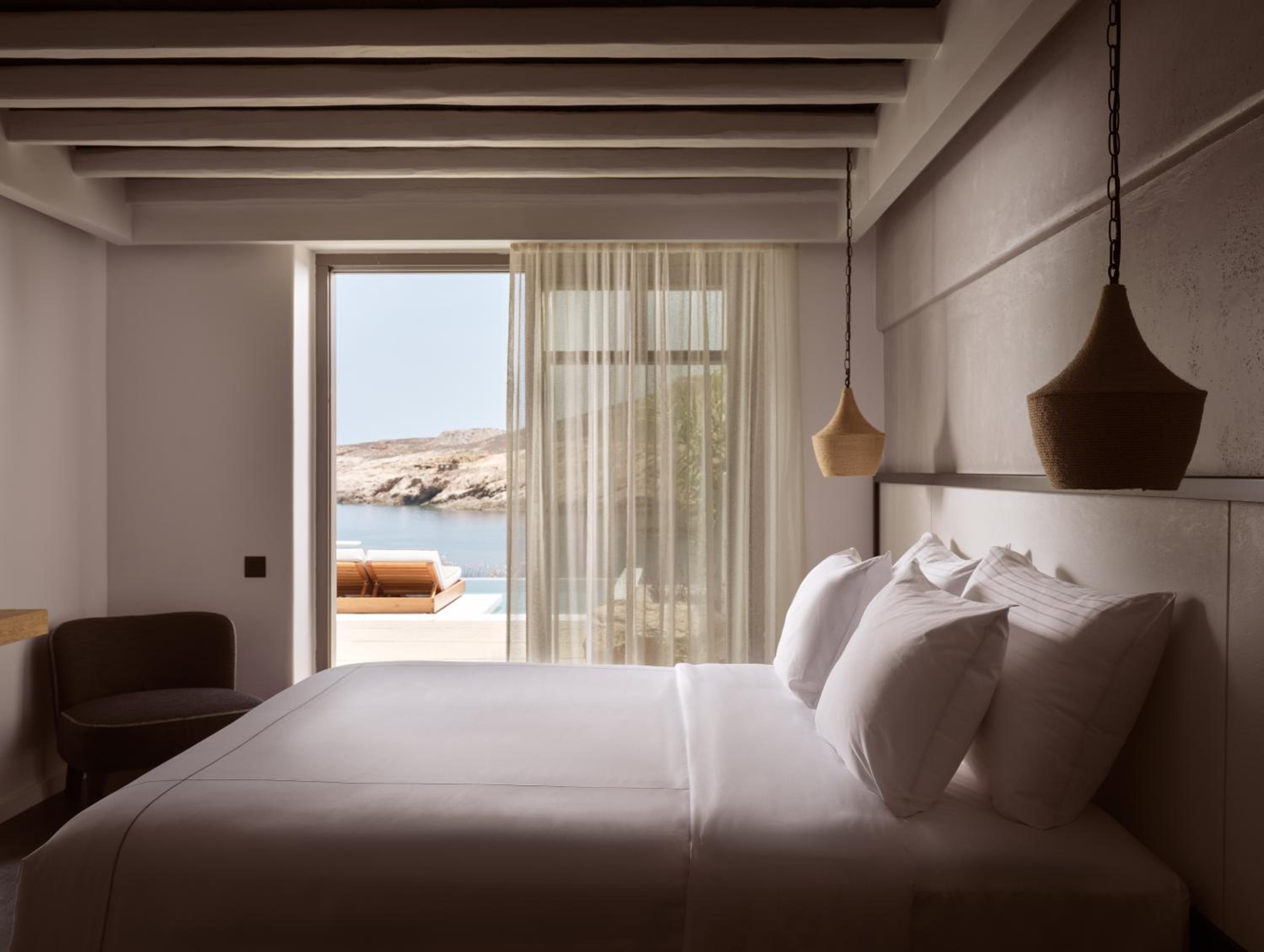 Two-Bedroom Suite with Pool and Spa - Photo 10