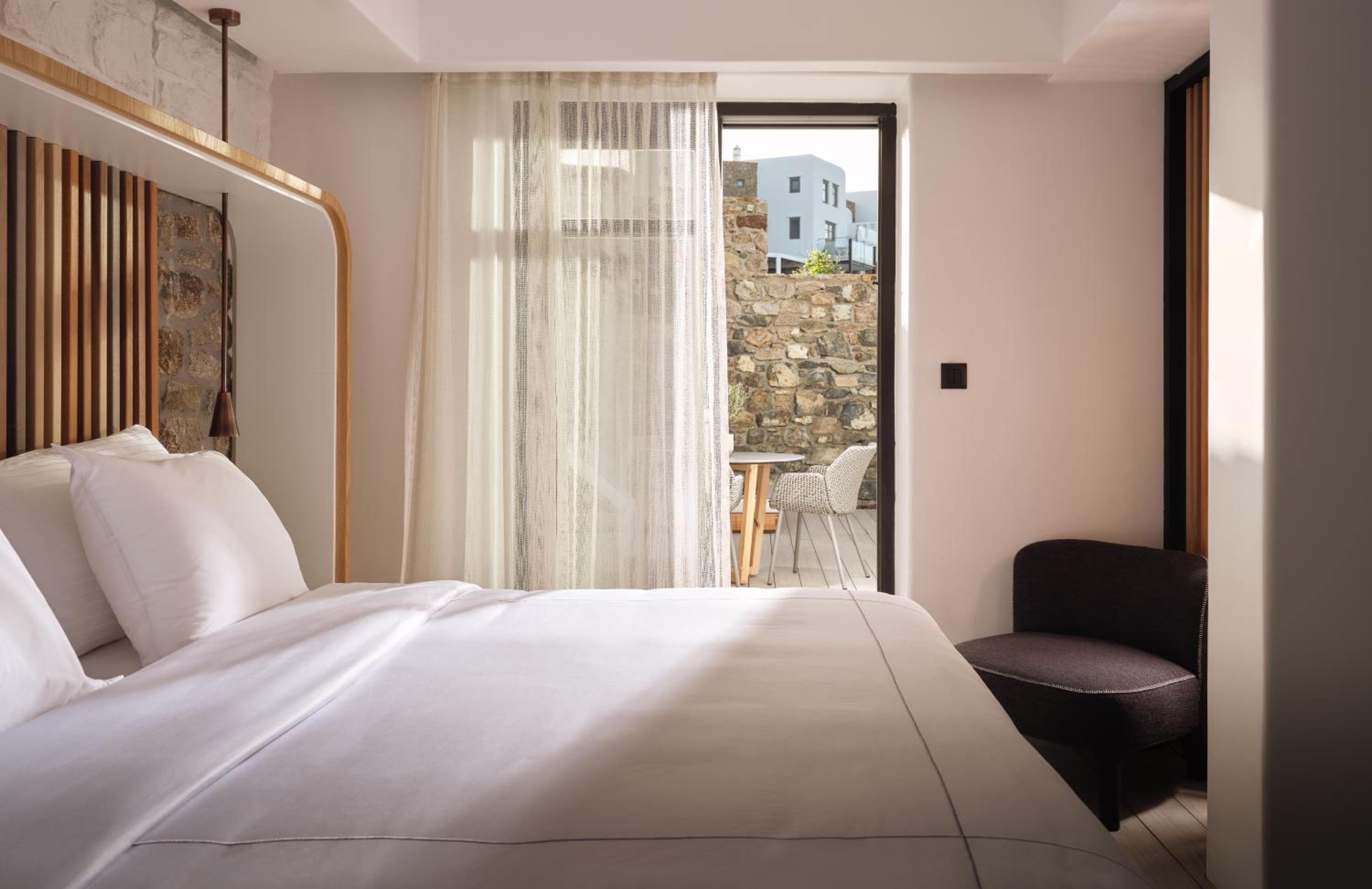 King Junior Suite with Spa - Photo 4