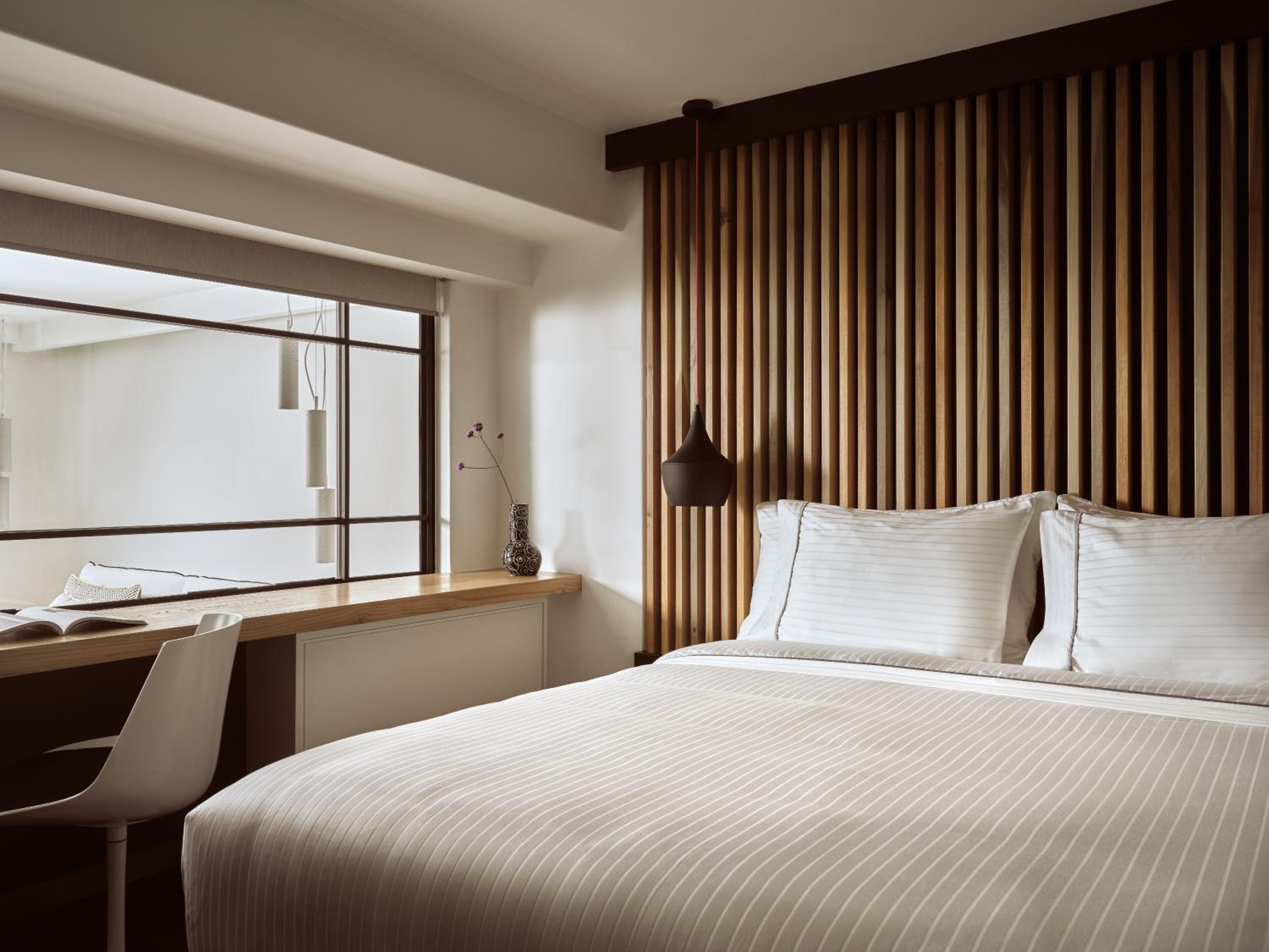 Two-Bedroom Suite with Spa - Photo 15