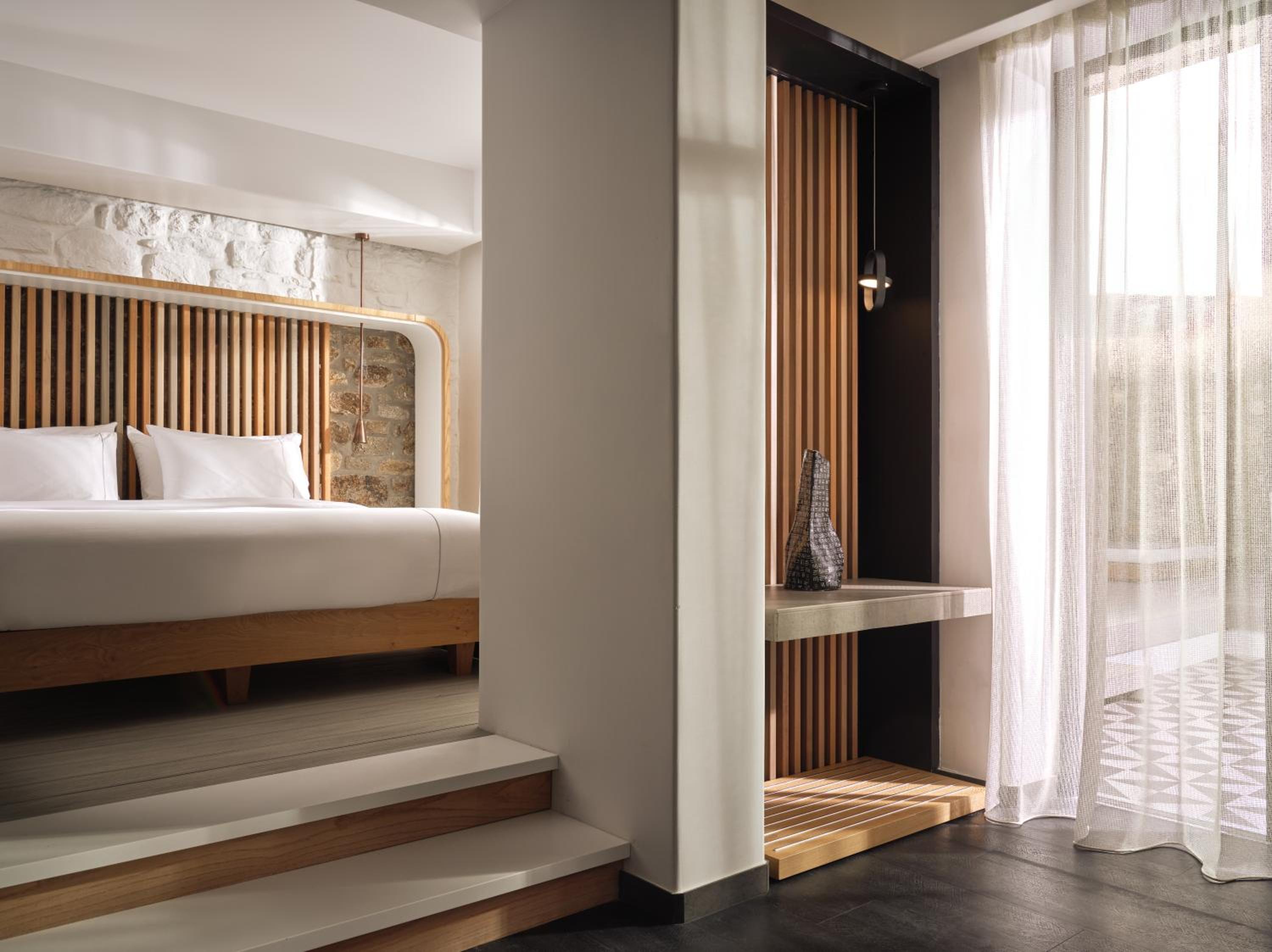 King Junior Suite with Spa - Photo 2