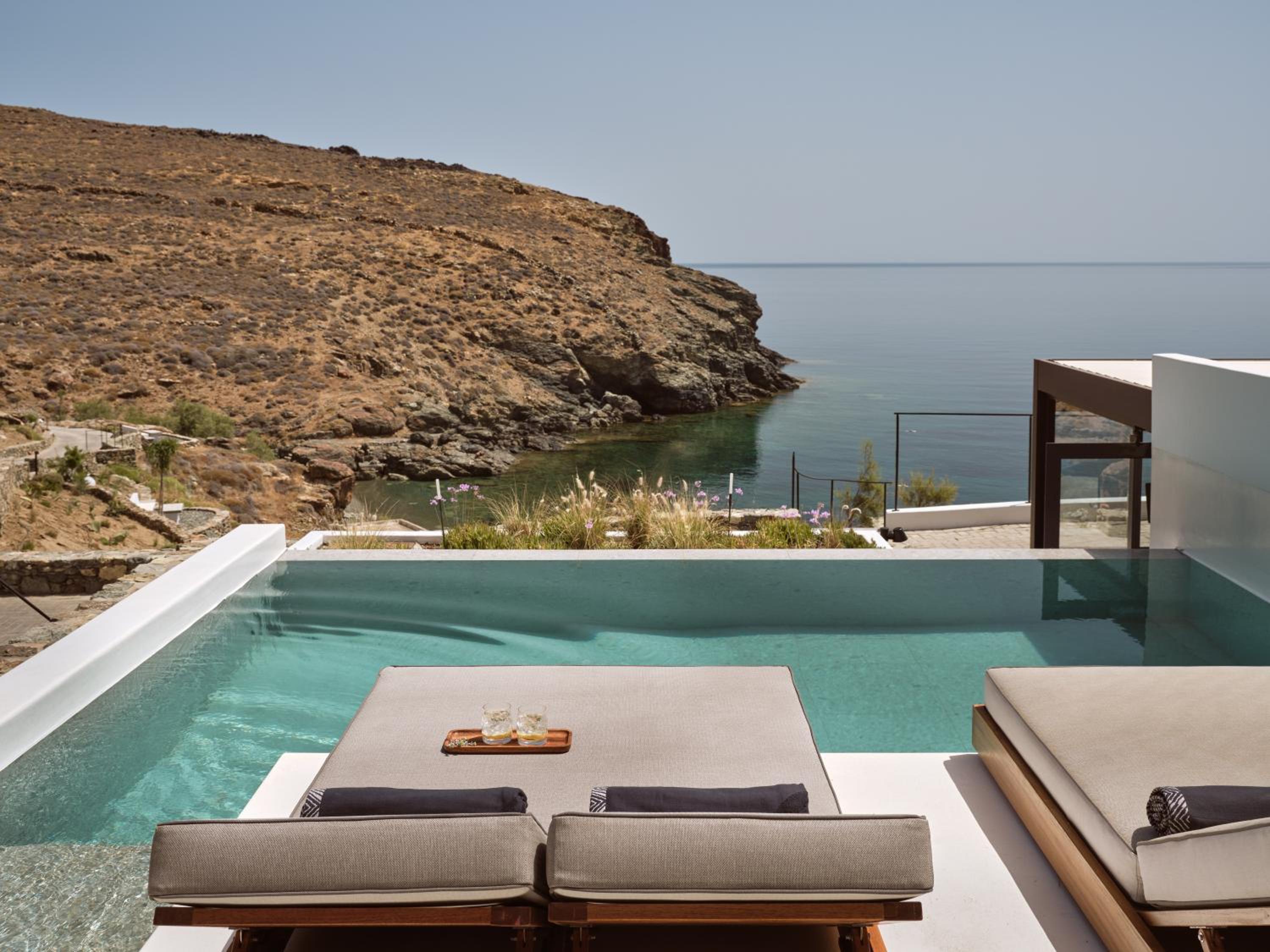 Two-Bedroom Suite with Pool  - Photo 5