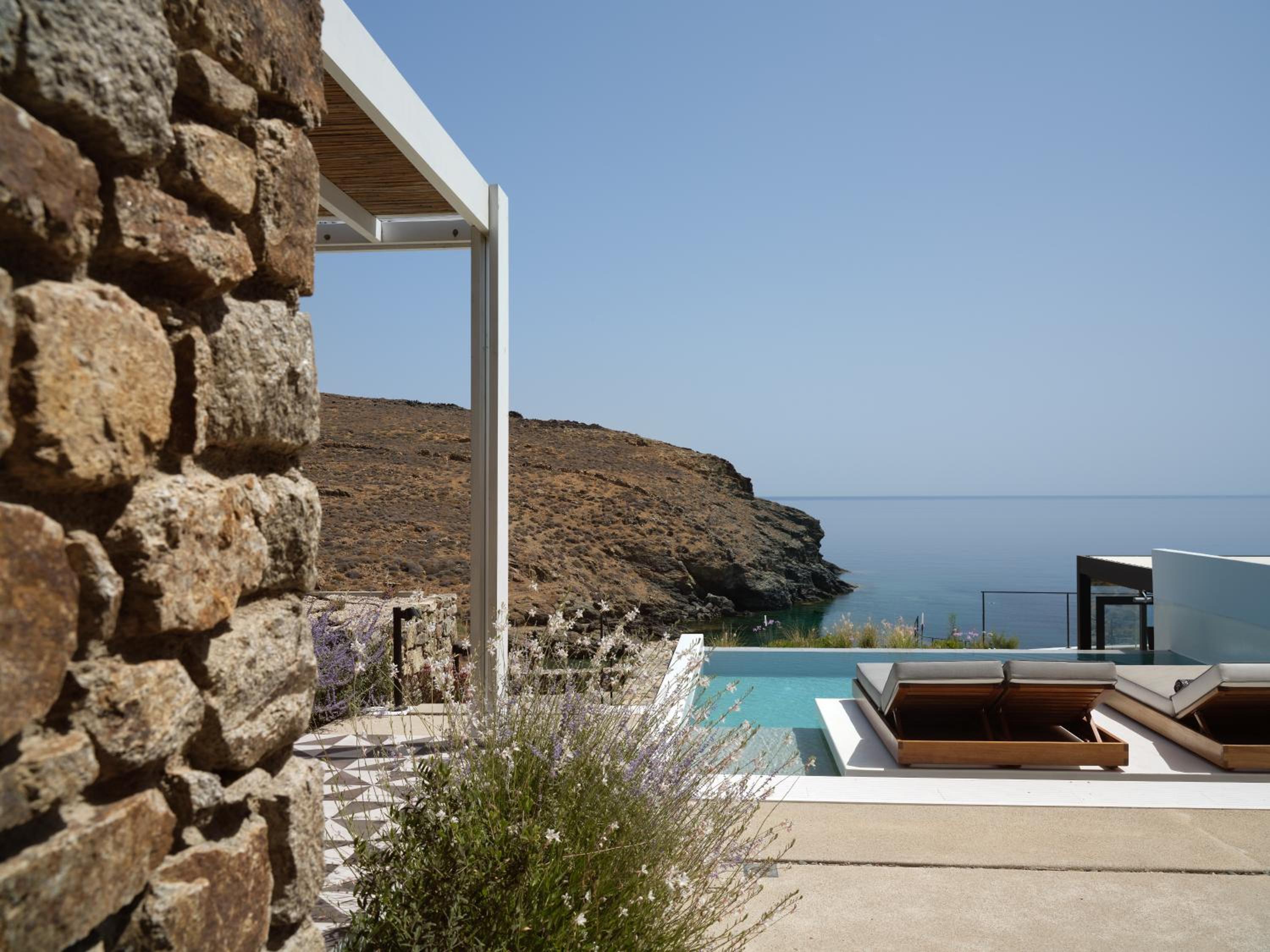 Two-Bedroom Suite with Pool  - Photo 4