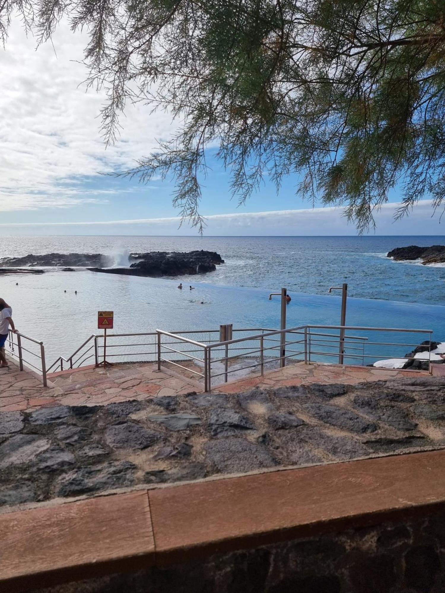 Studio Apartment with Sea View photo 3