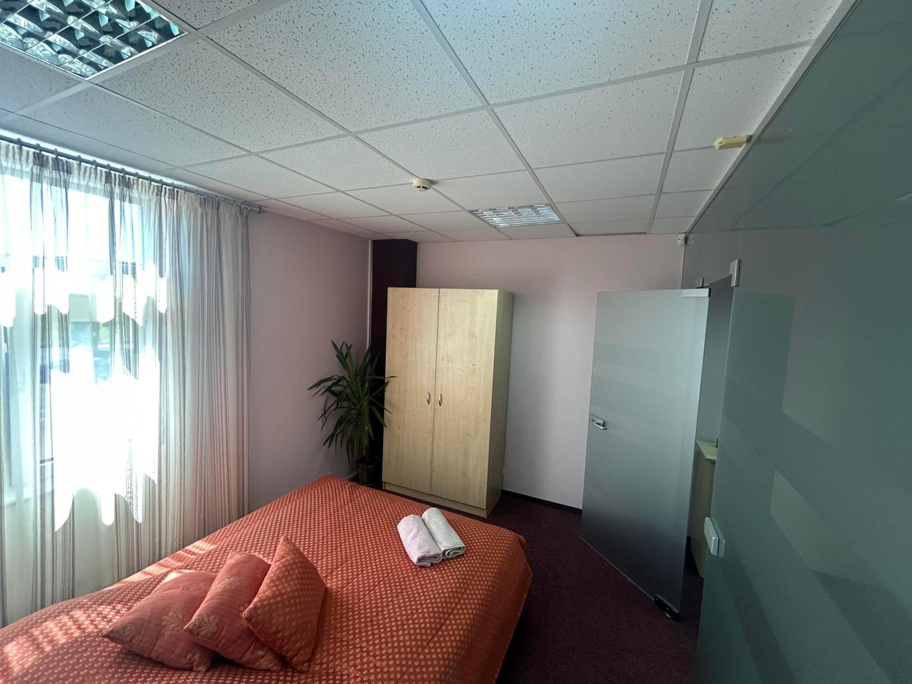 Two-Bedroom Apartment - Photo 4