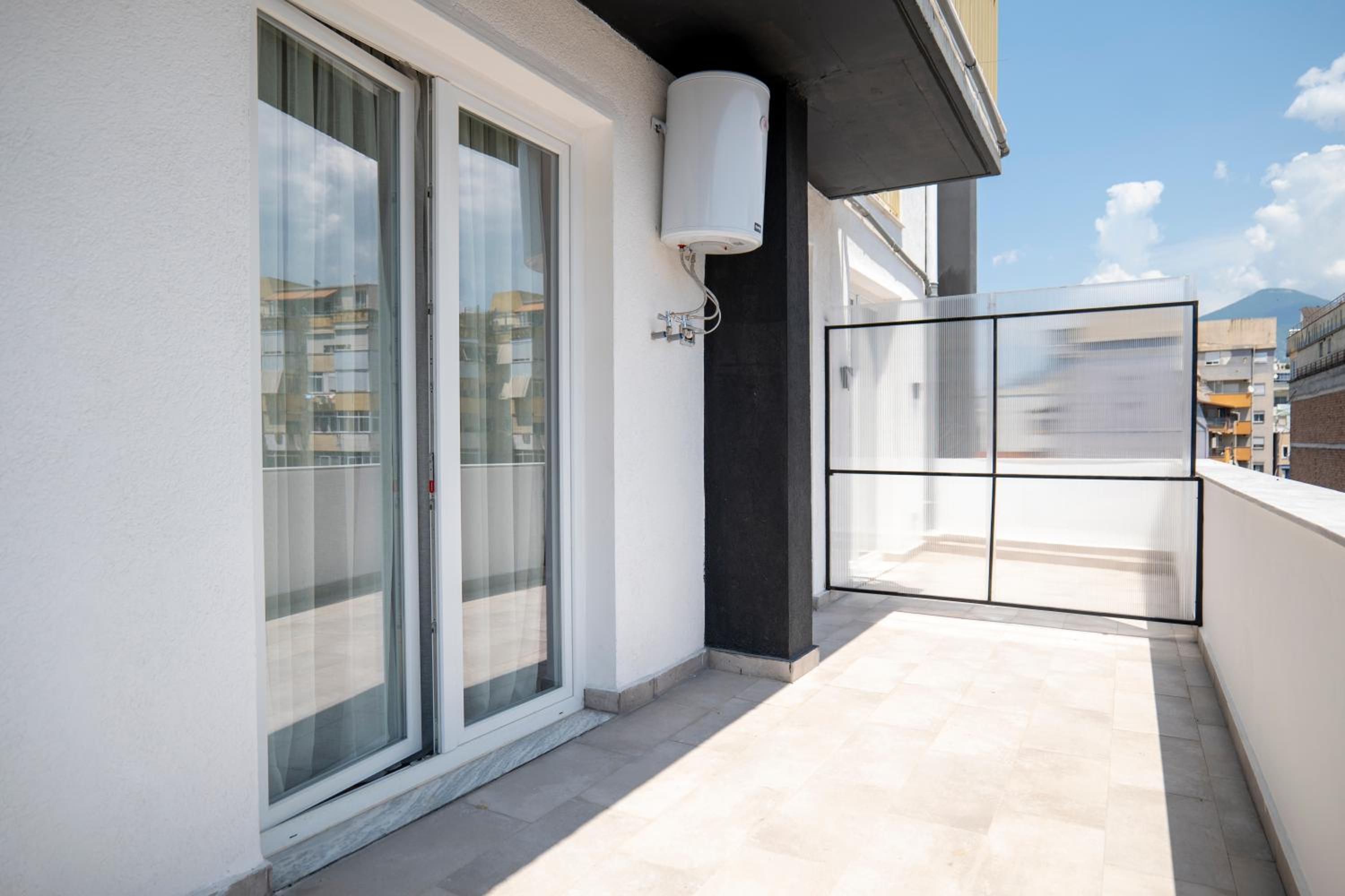 Studio with Balcony