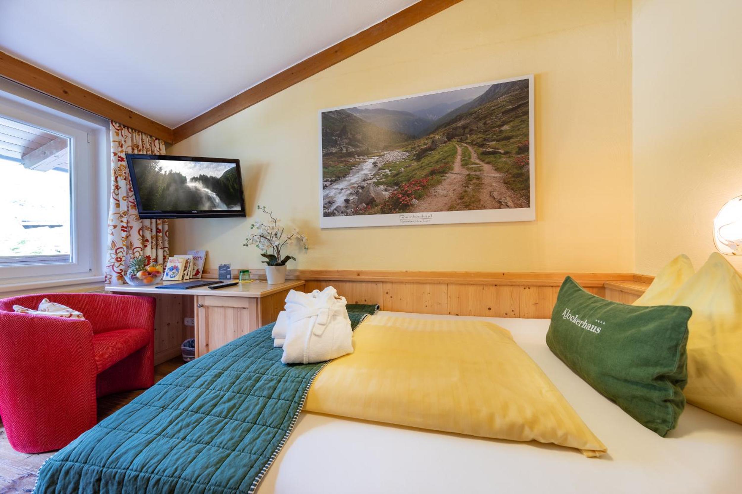 Single Room with Balcony photo 1