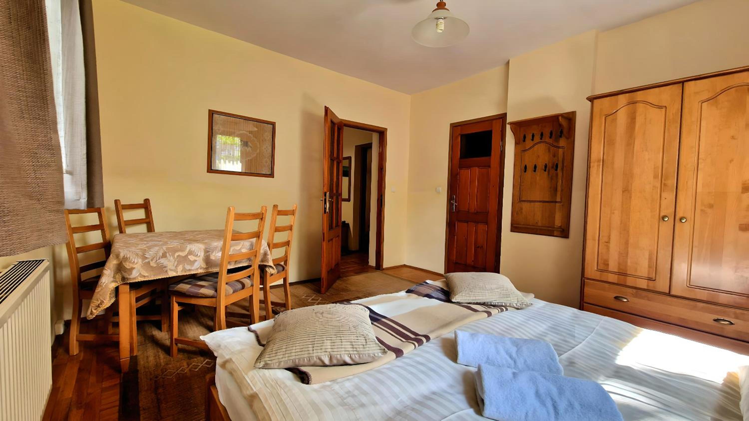 Apartment (4 Adults) photo 3