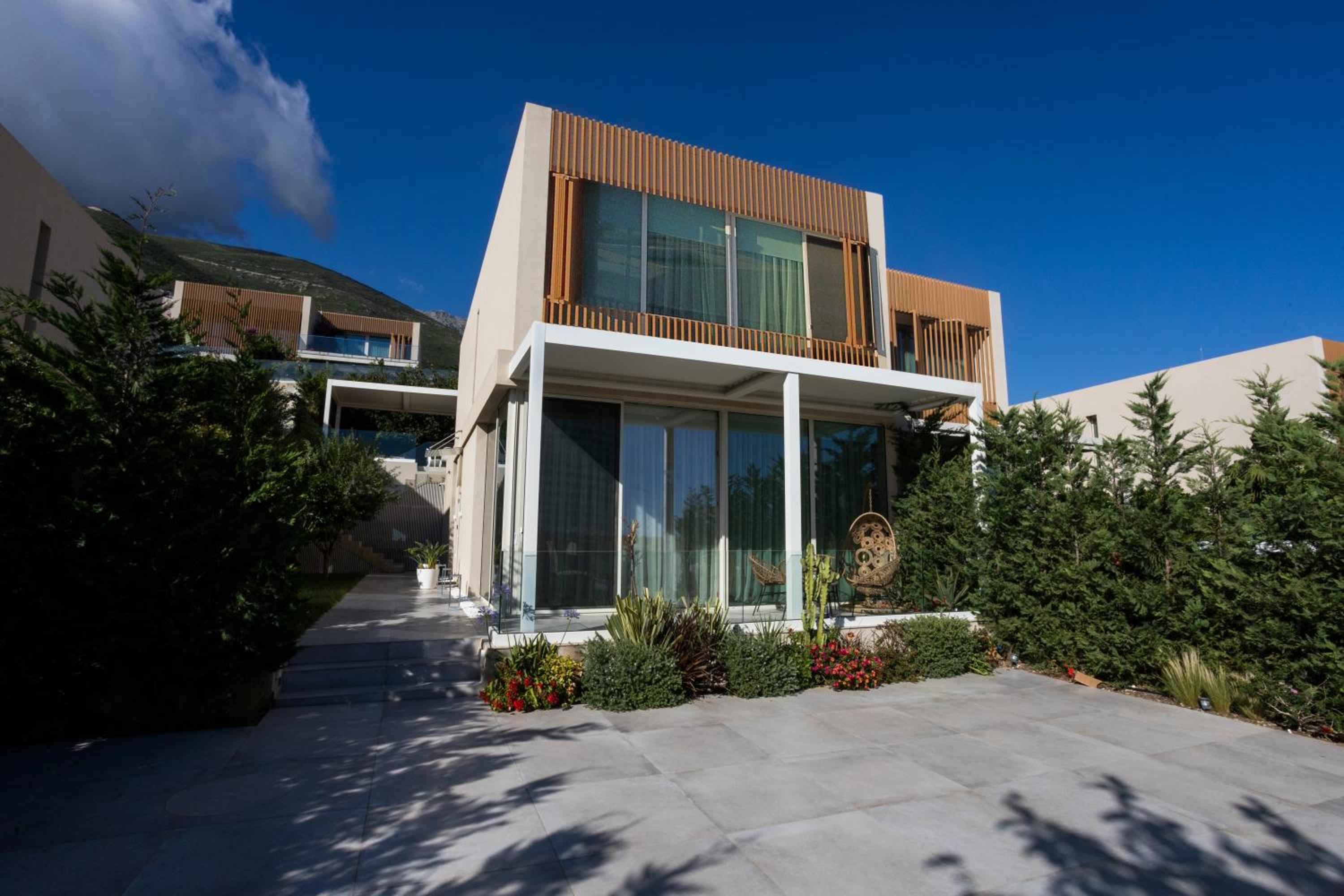 Deluxe Villa photo 1