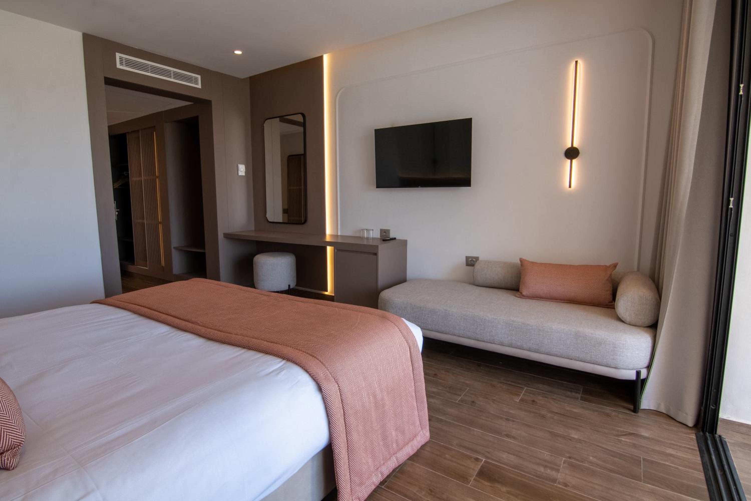 Double Room with Sea View photo 1