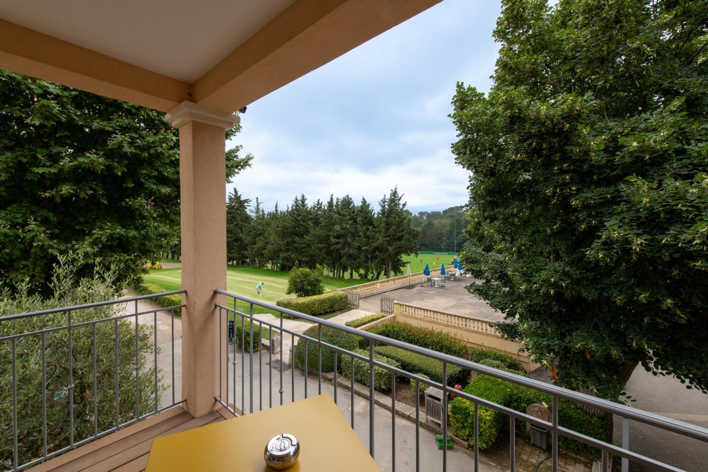 Deluxe Room with Terrace - Photo 7