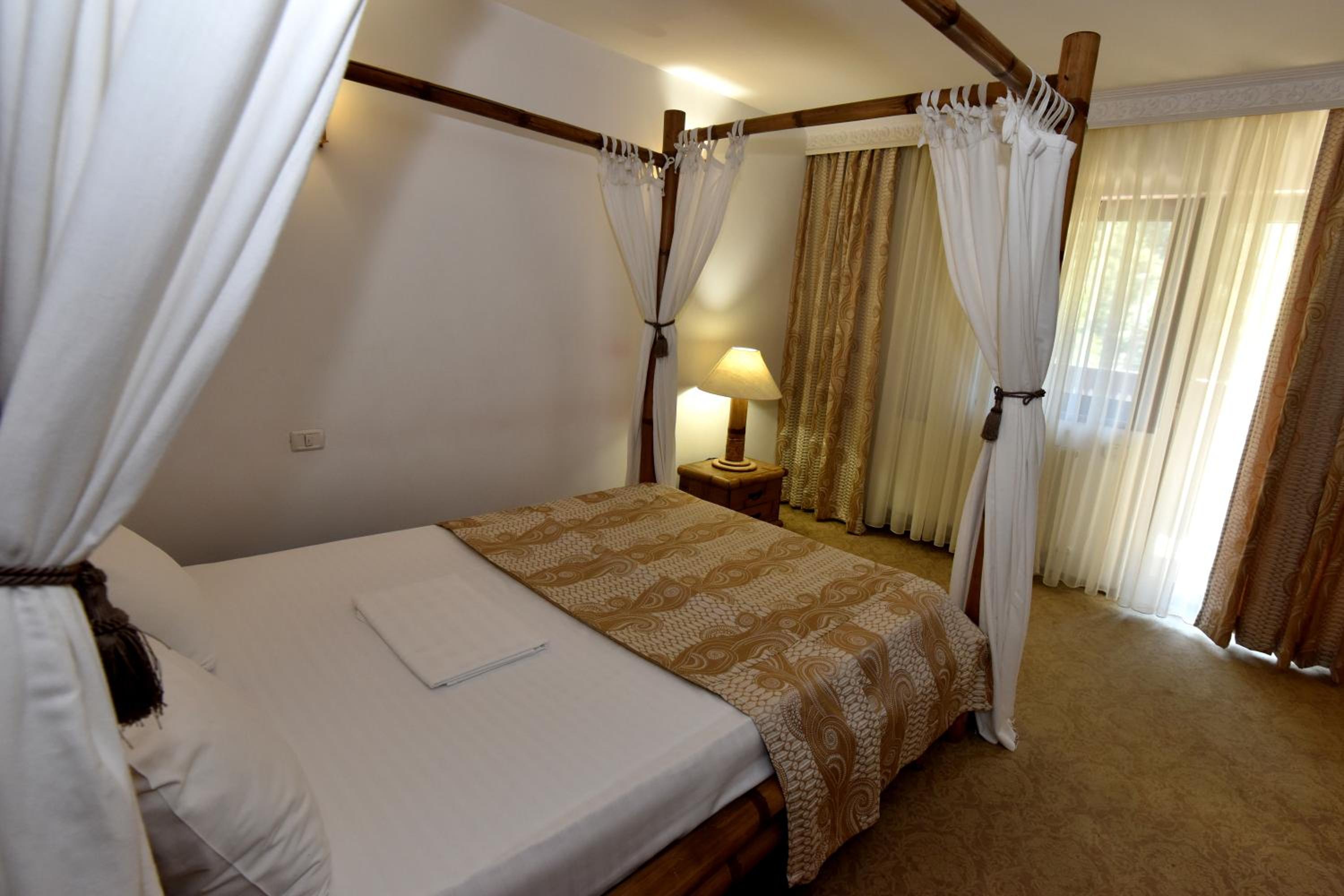 Premium Double Room with Balcony photo 1